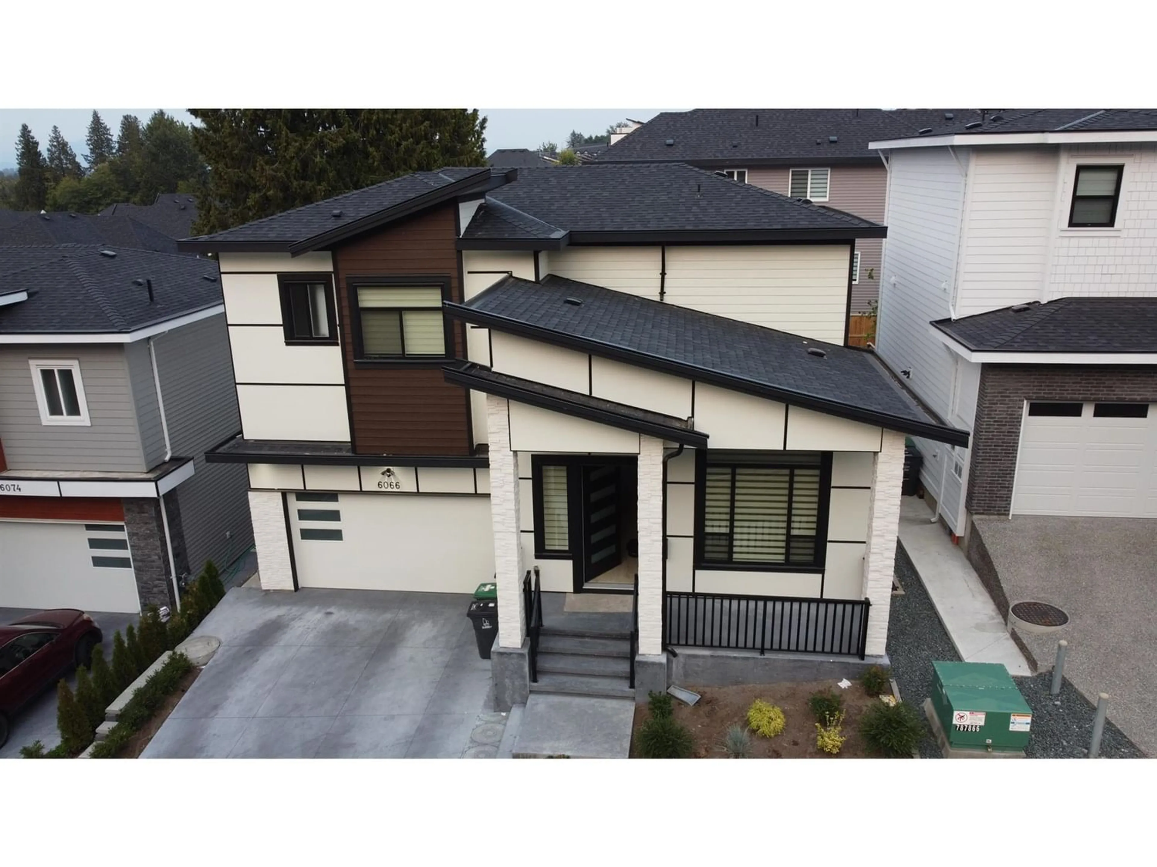 Frontside or backside of a home for 6066 139 STREET, Surrey British Columbia V3X2M9