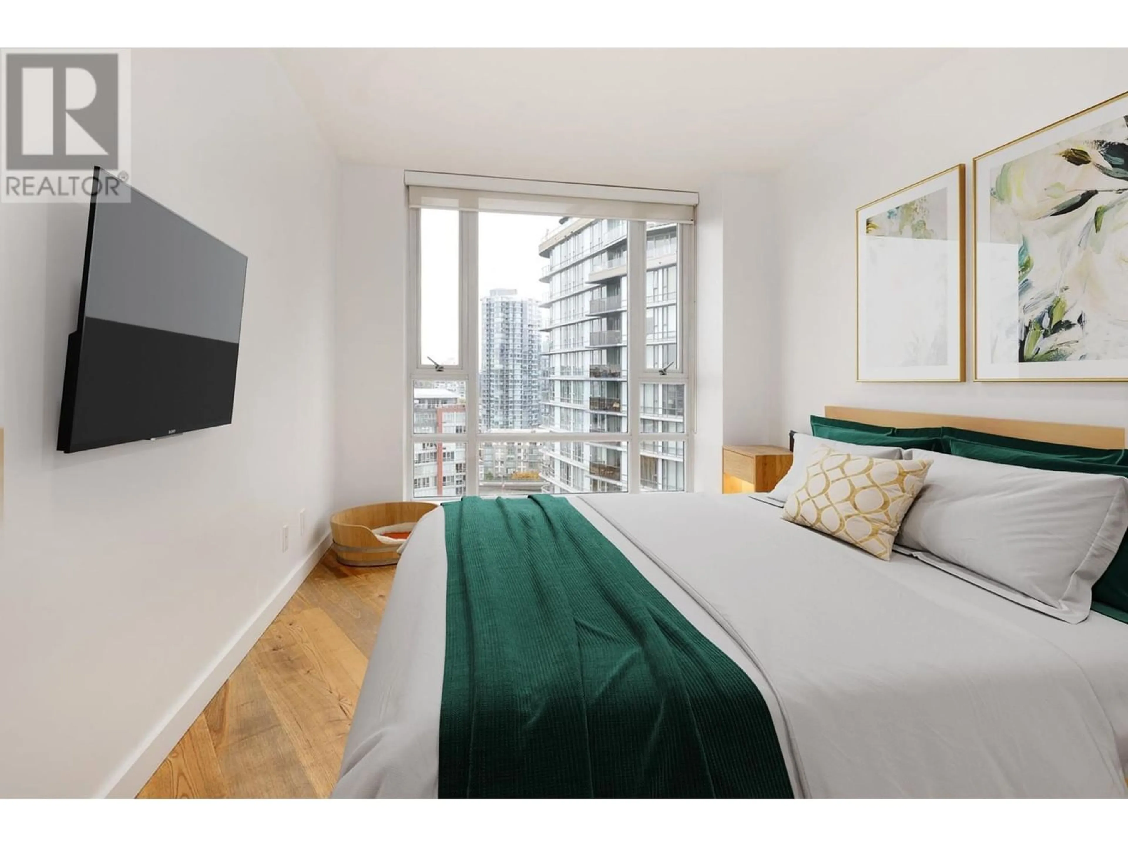 A pic of a room for 2205 8 SMITHE MEWS, Vancouver British Columbia V6B0A5