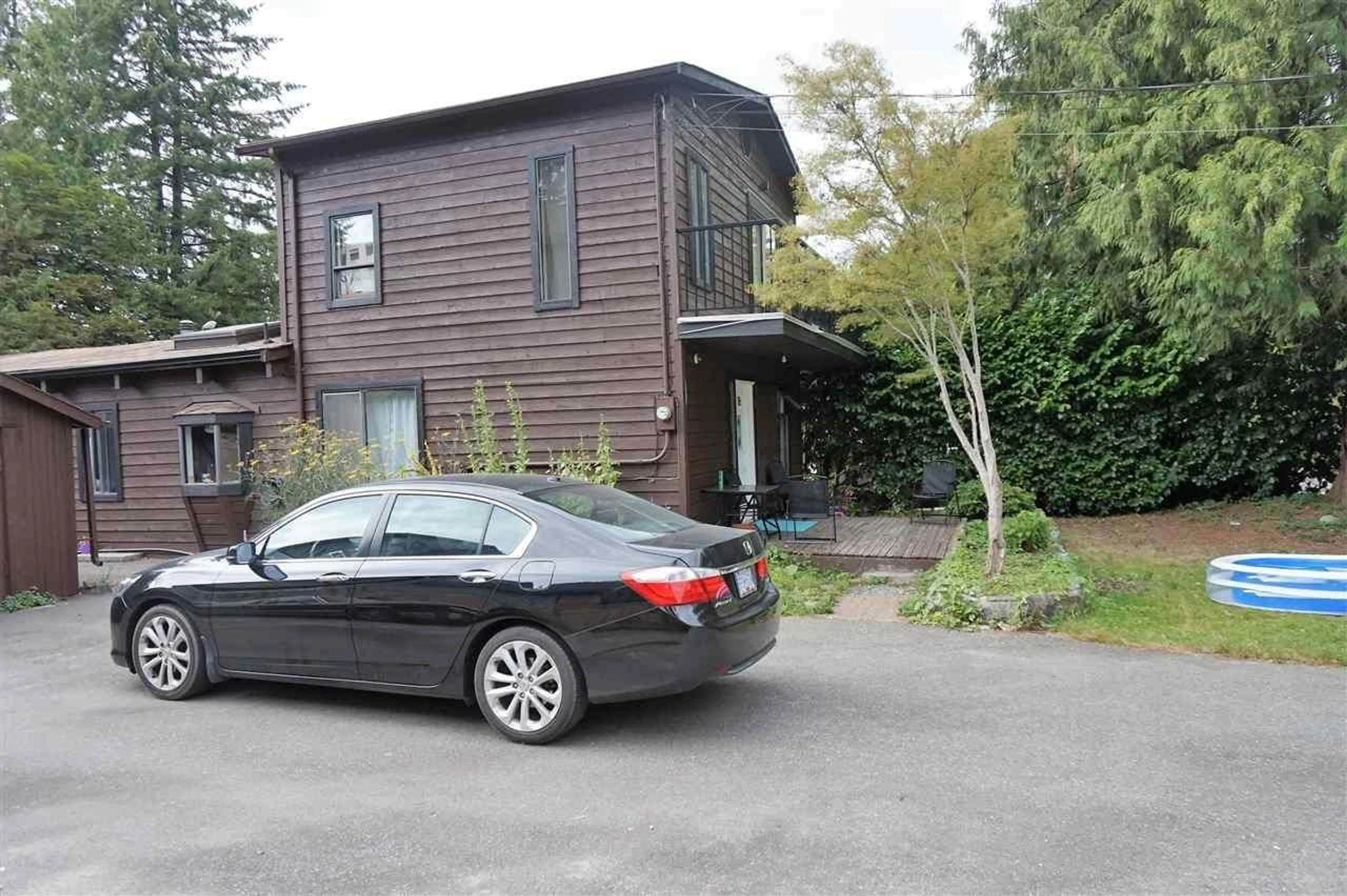 Outside view for 11103 CALEDONIA DRIVE, Surrey British Columbia V3R3N4
