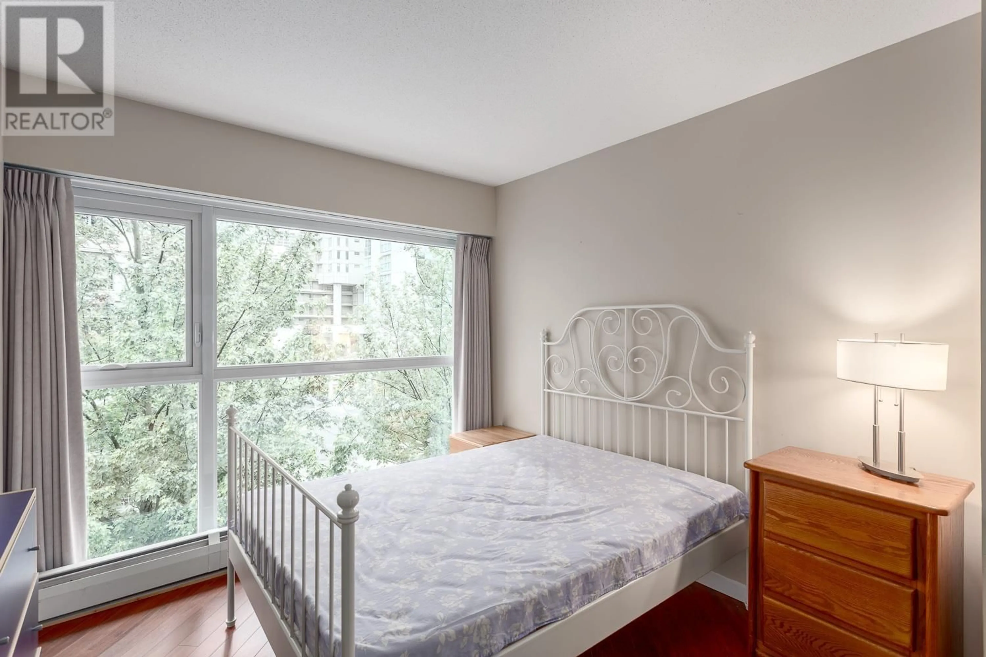 A pic of a room, wood floors for 505 1338 HOMER STREET, Vancouver British Columbia V6B6A7