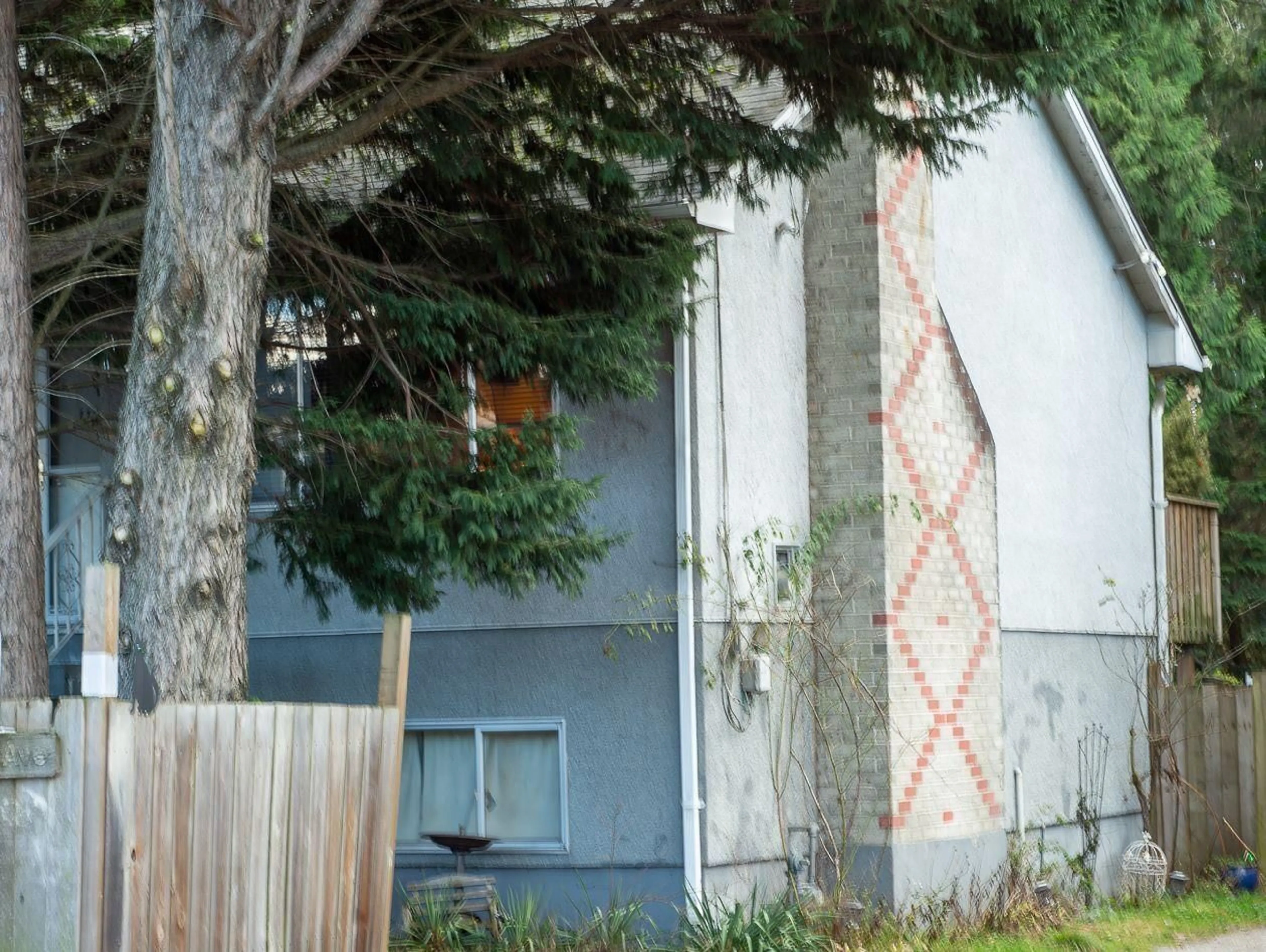 Frontside or backside of a home for 11230 72 AVENUE, Delta British Columbia V4E1Y5