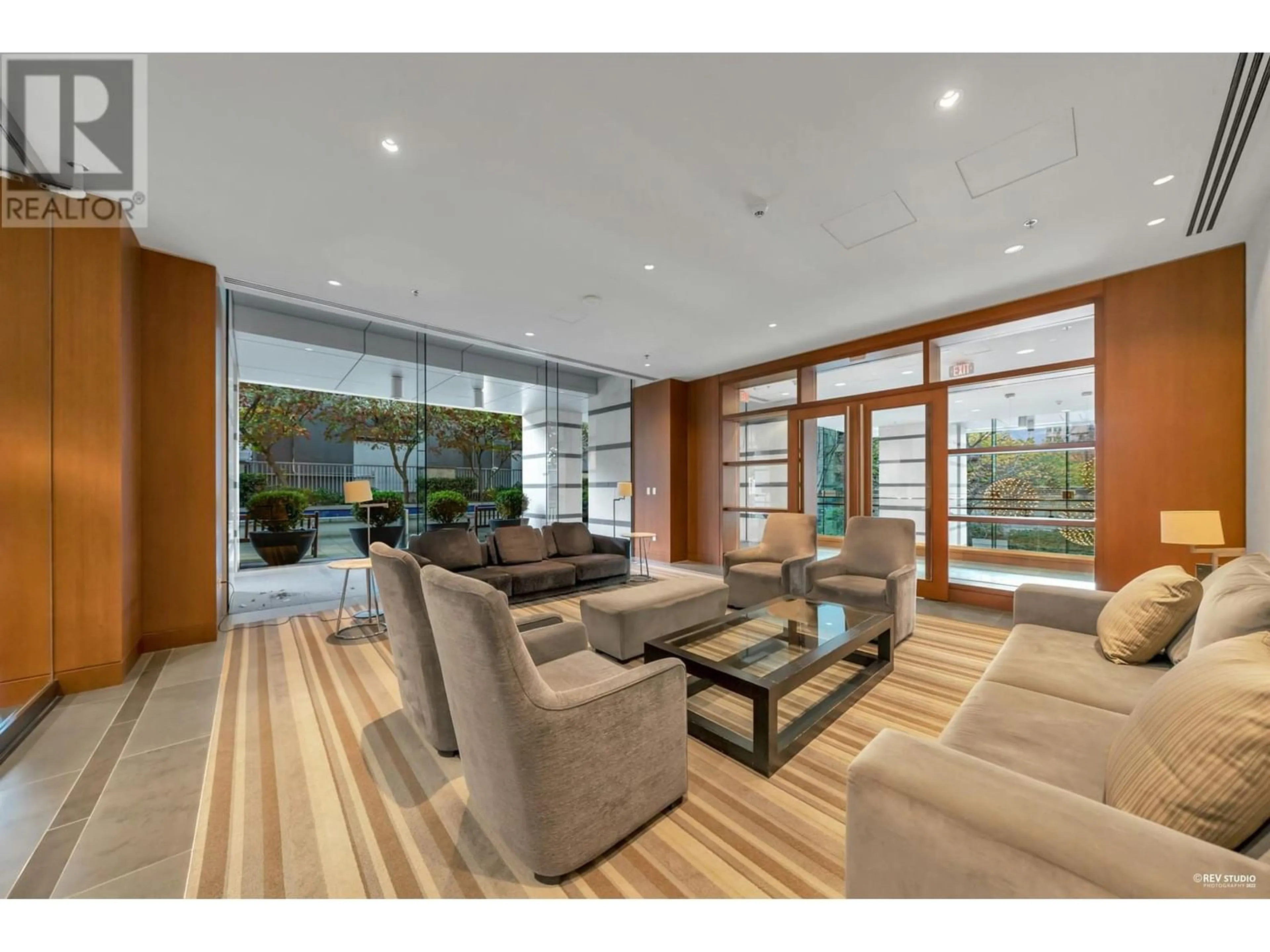 Indoor lobby, wood floors for 3205 1028 BARCLAY STREET, Vancouver British Columbia V6E0B1