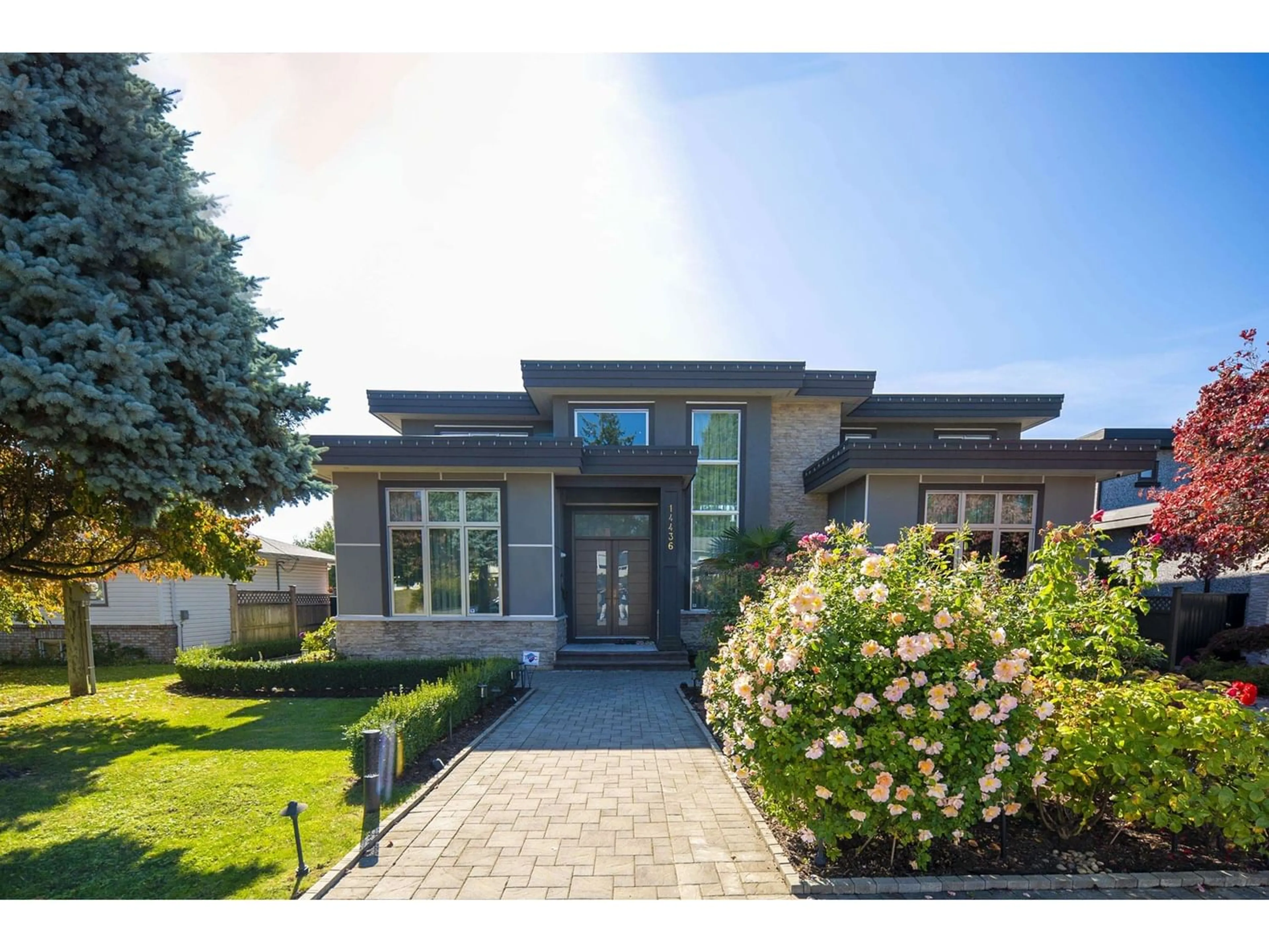 Frontside or backside of a home for 14436 MANN PARK CRESCENT, White Rock British Columbia V4B3A8