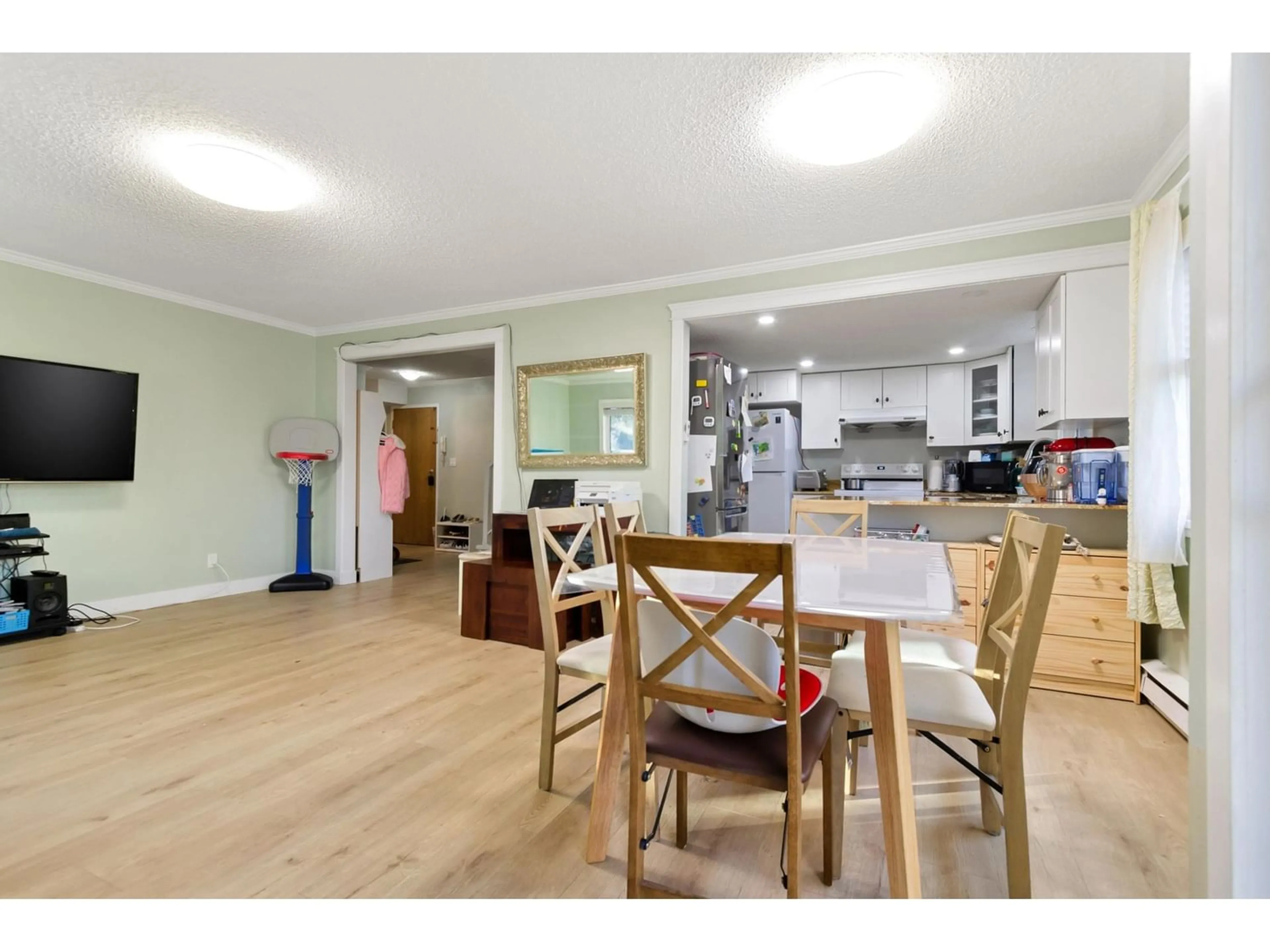 Other indoor space for 205 13275 70B AVENUE, Surrey British Columbia V3W7Z2