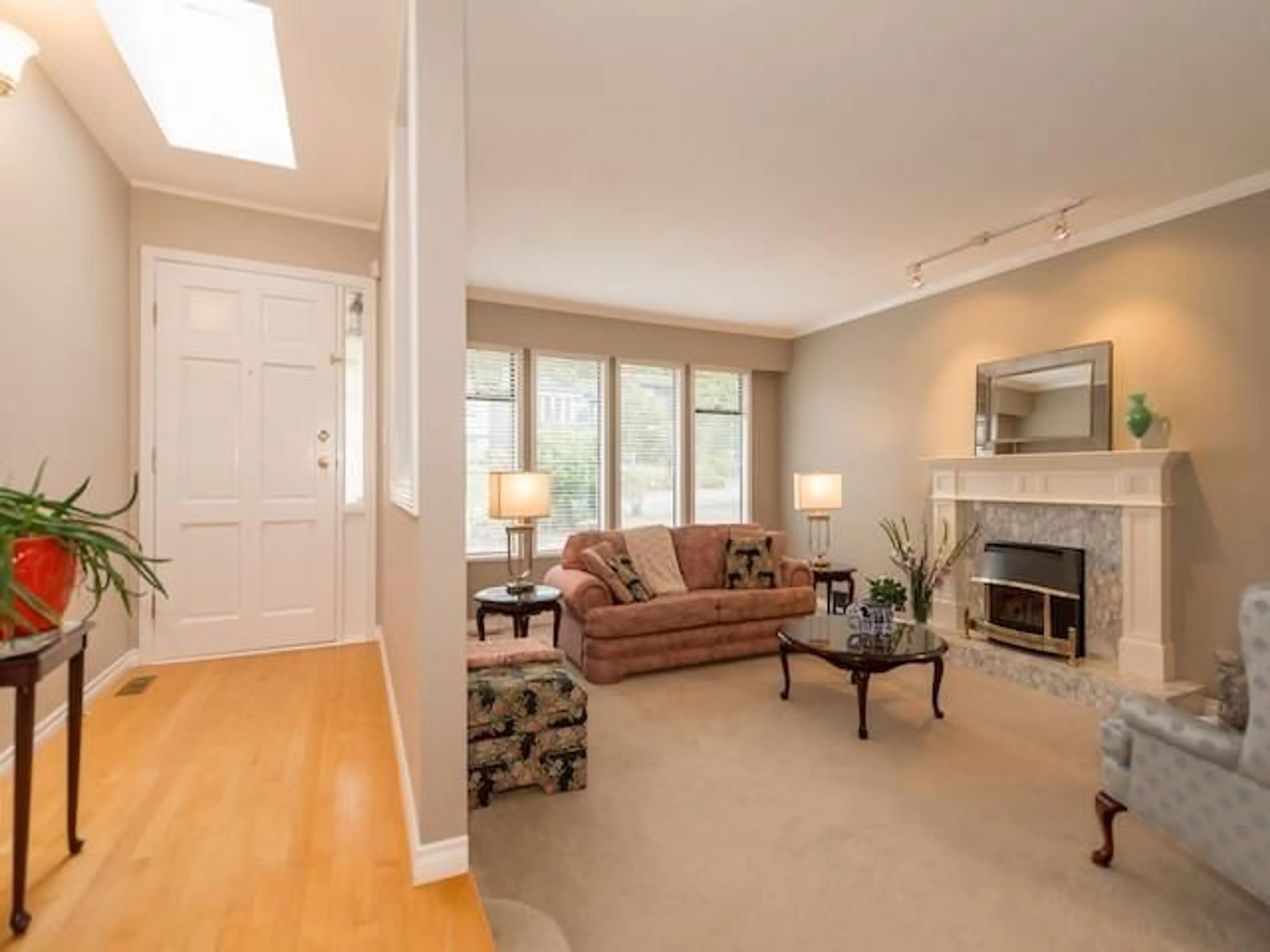 Living room with furniture, unknown for 10980 63, Delta British Columbia V4E3B4