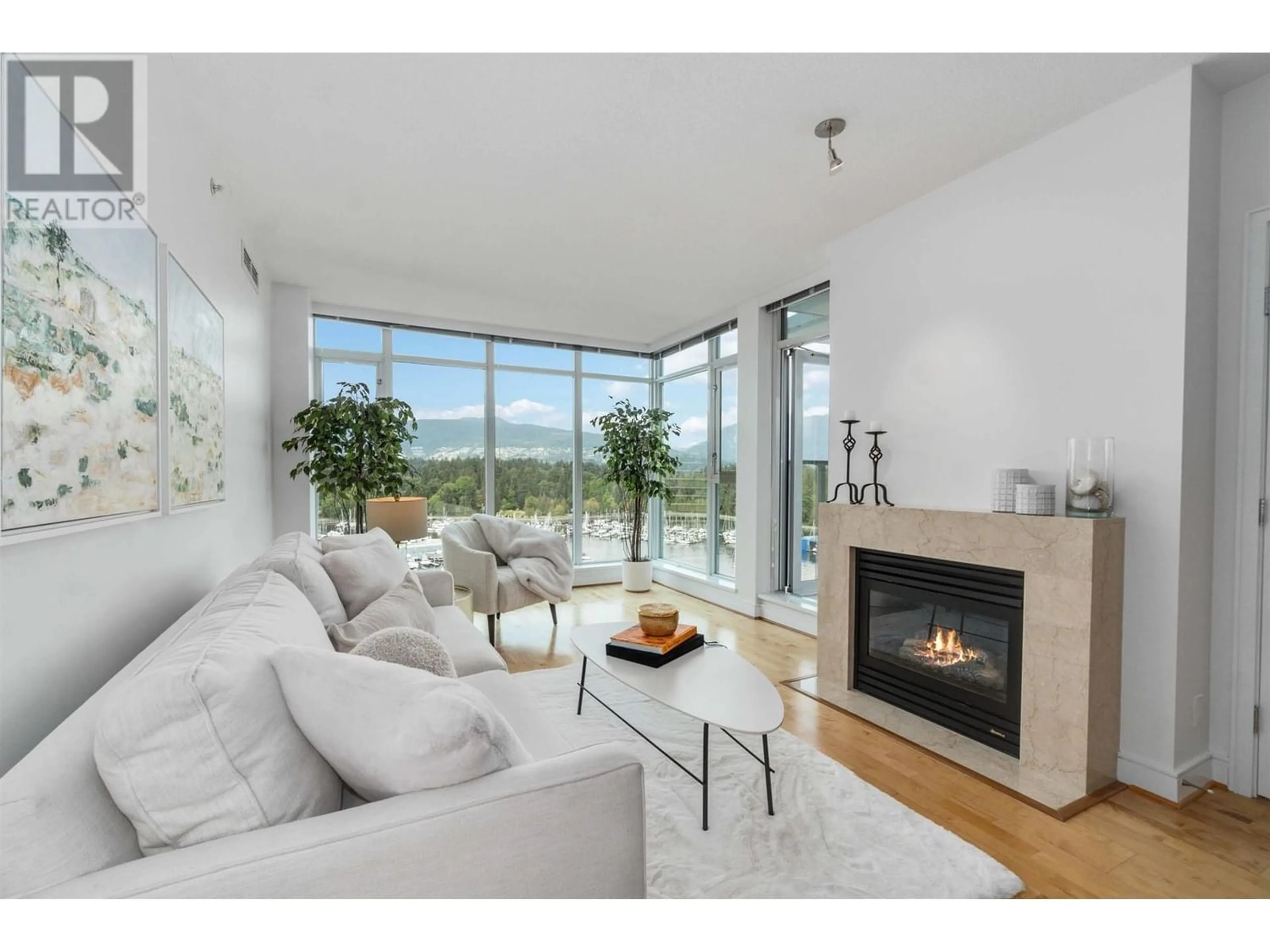 Living room for 1702 1650 BAYSHORE DRIVE, Vancouver British Columbia V6G3K2