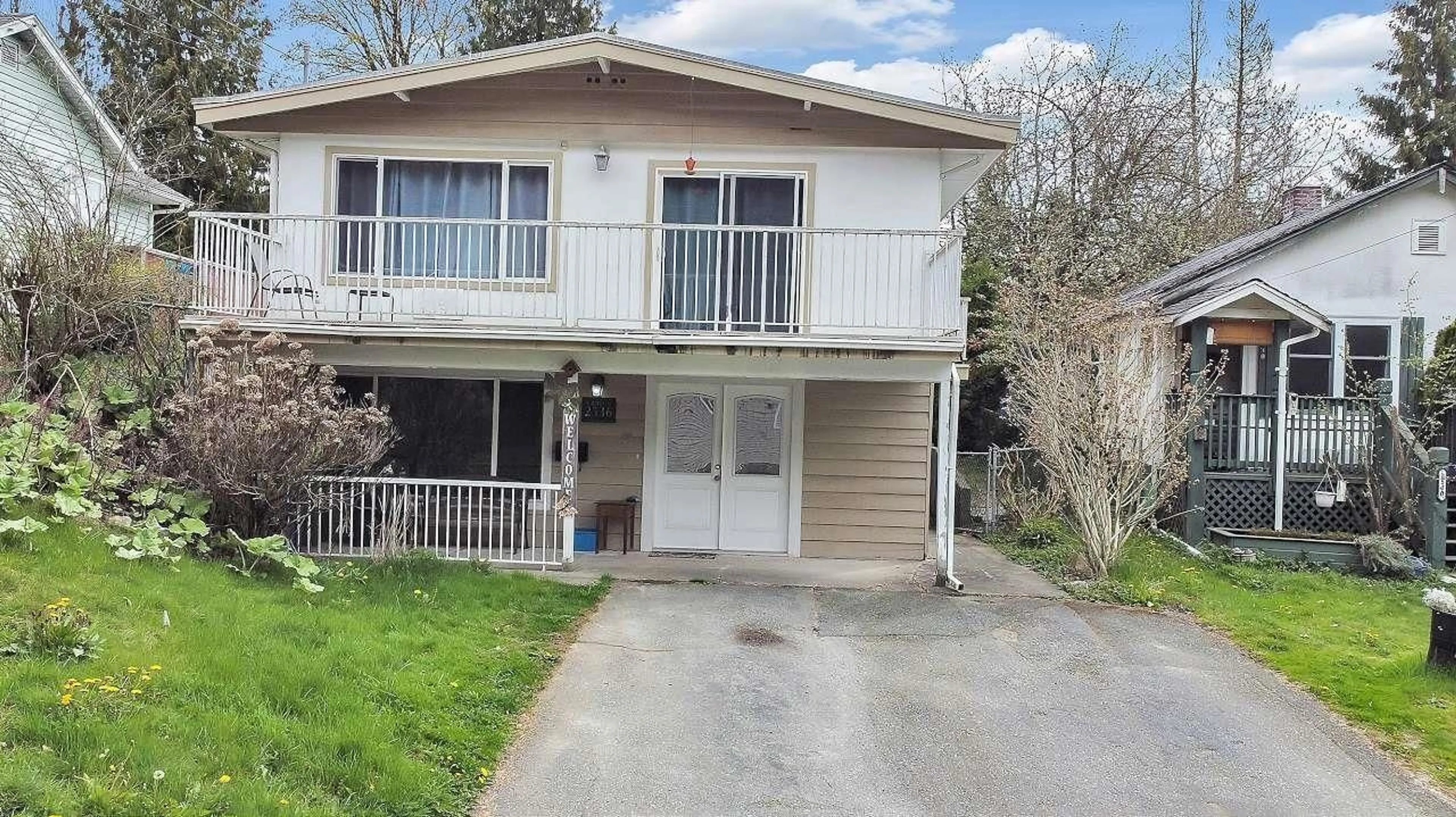 A pic from exterior of the house or condo for 2536 CAMPBELL AVENUE, Abbotsford British Columbia V2S4A4
