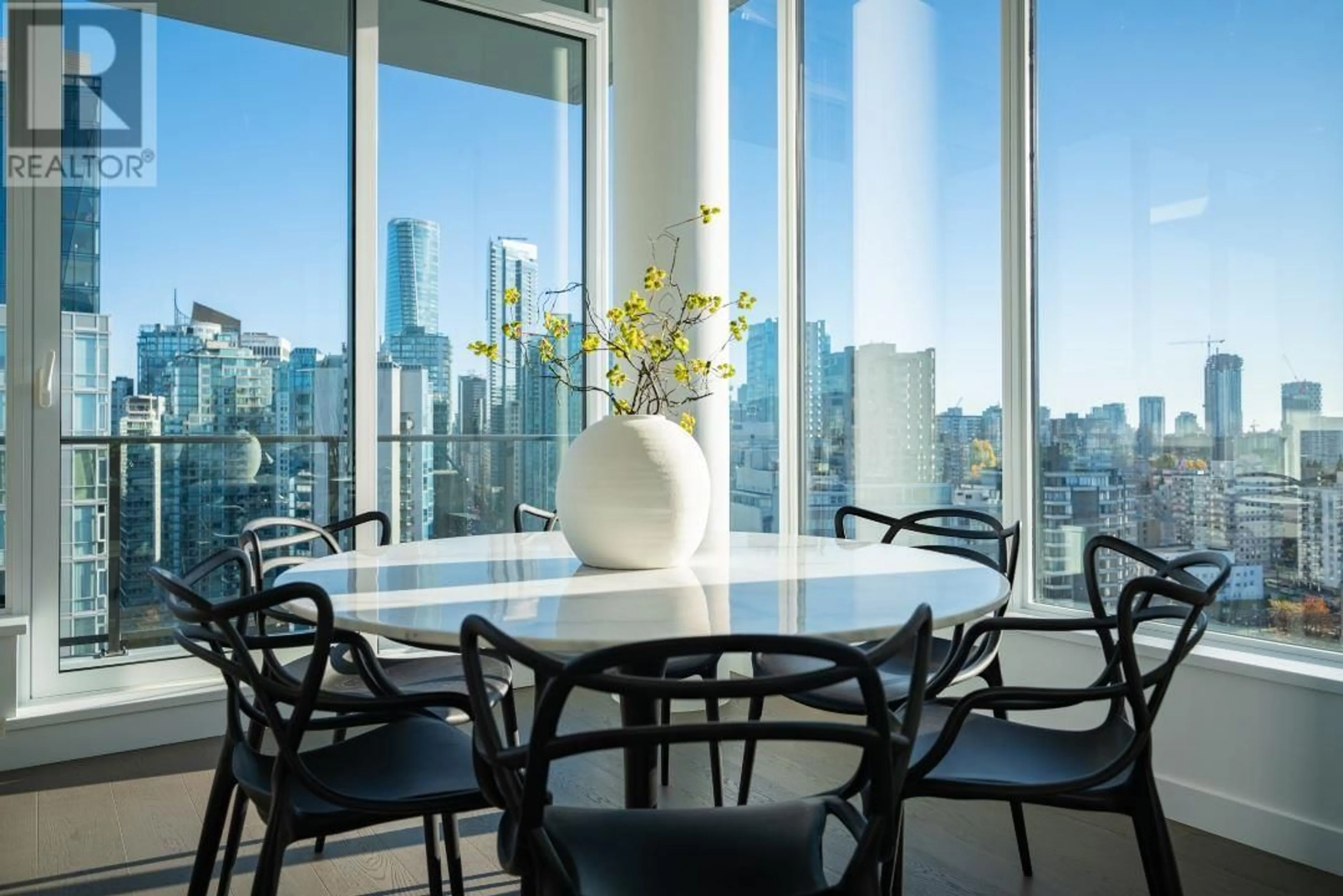 Dining room for 2603 620 CARDERO STREET, Vancouver British Columbia V6G3H7