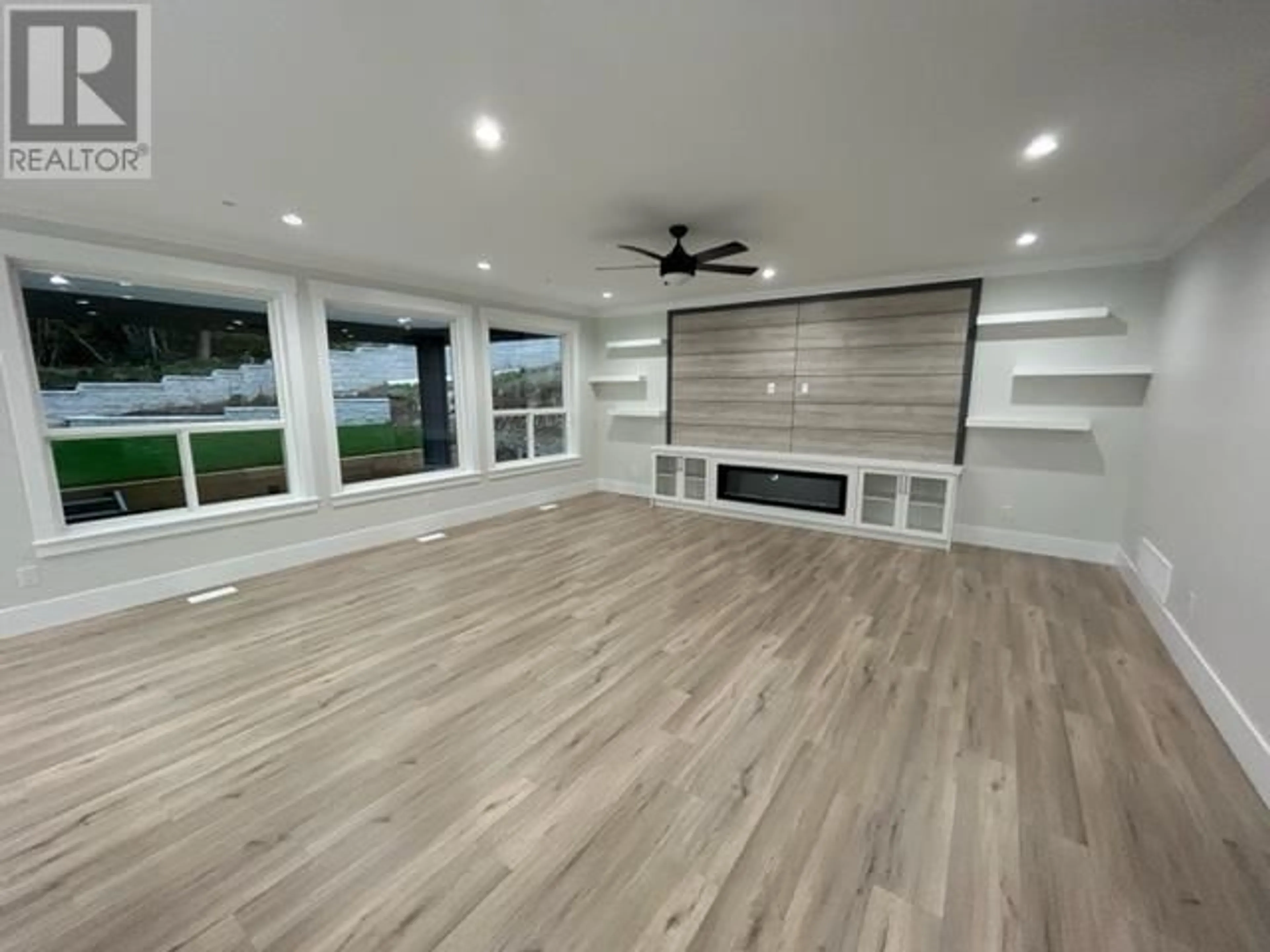 A pic of a room, wood floors for 11030 241A STREET, Maple Ridge British Columbia V2W0K5