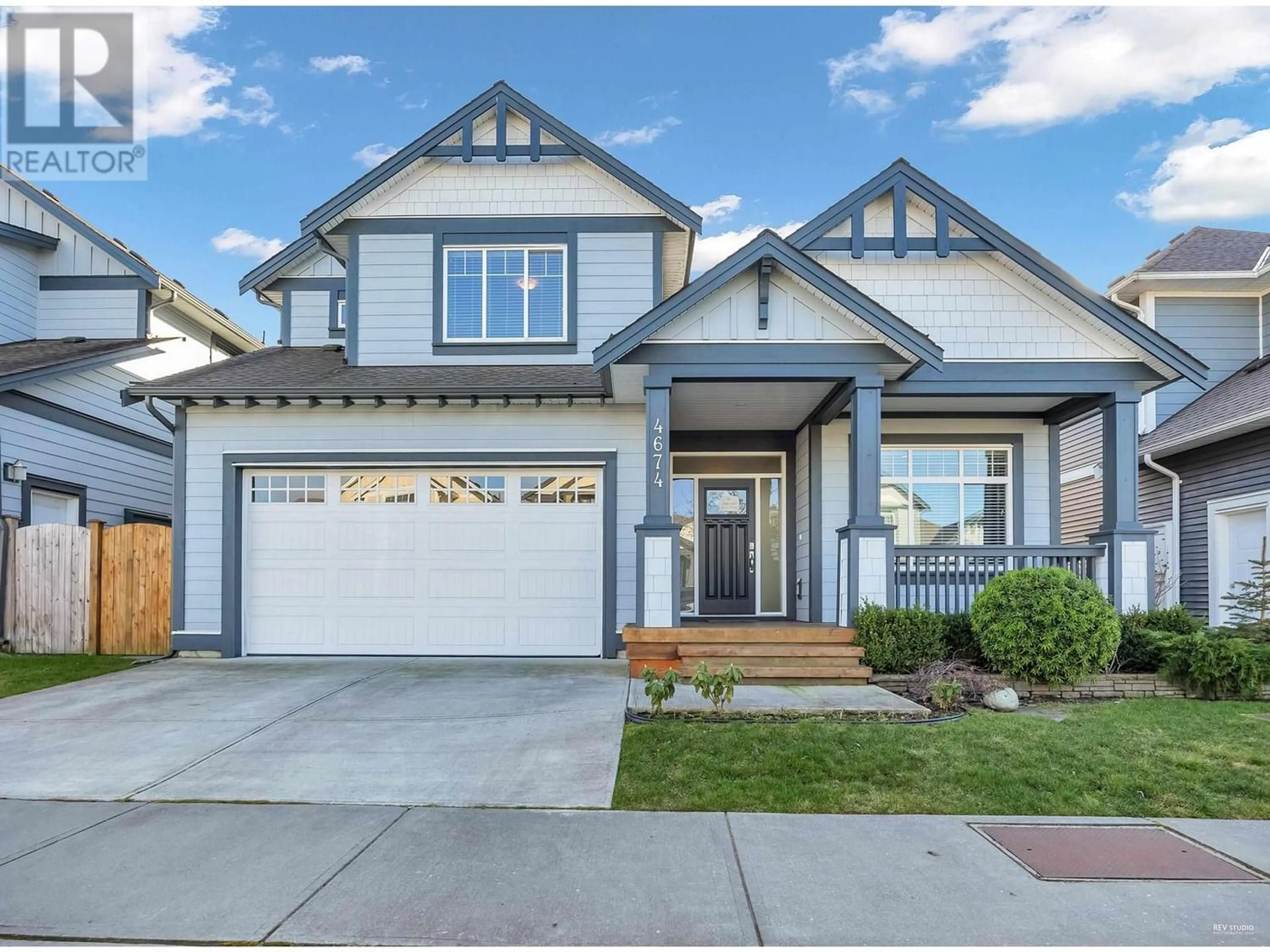 Frontside or backside of a home for 4674 HAWK LANE, Tsawwassen British Columbia V4M0B4