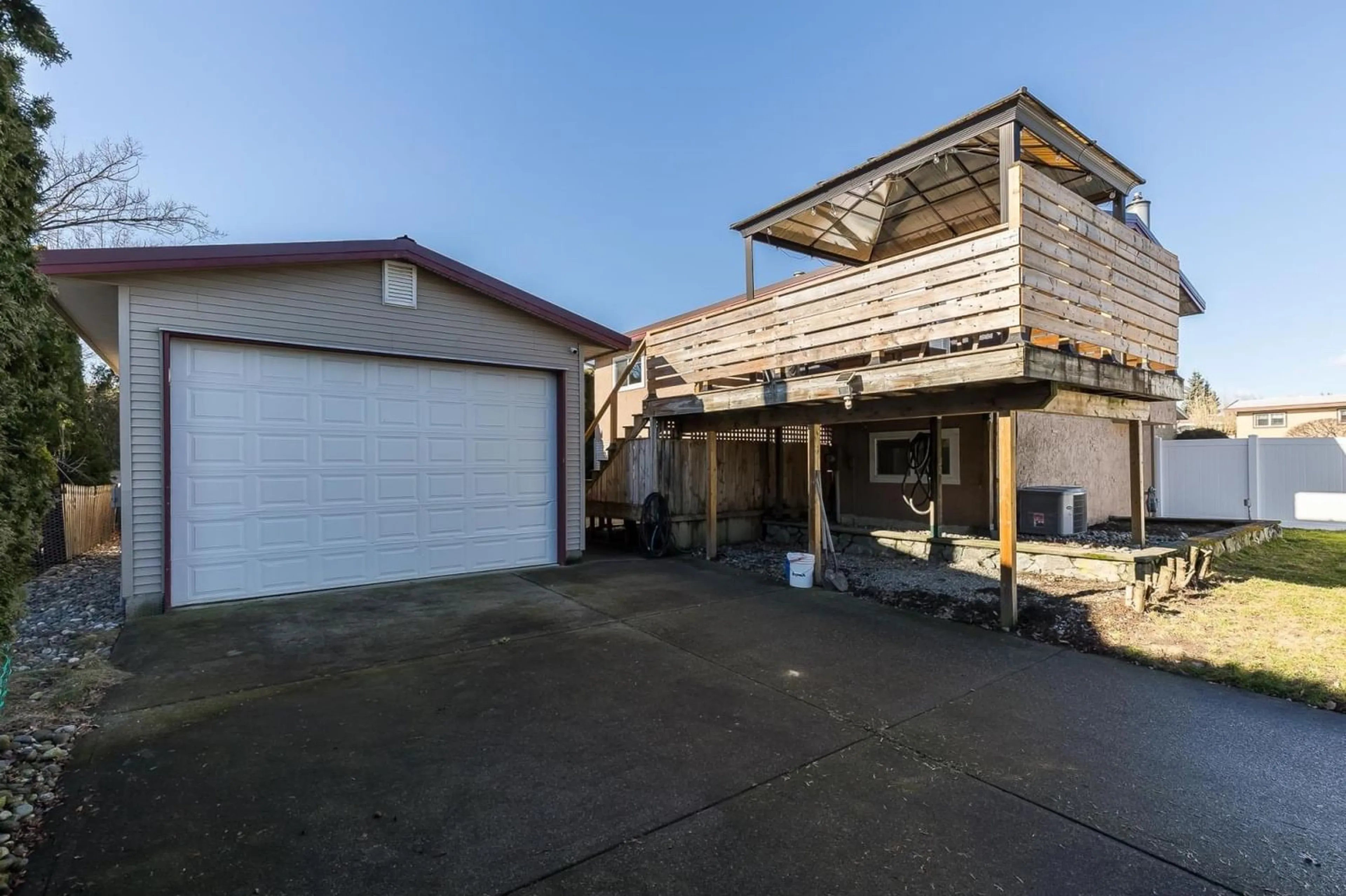 Frontside or backside of a home for 8735 CORNWALL CRESCENT, Chilliwack British Columbia V2P7C3