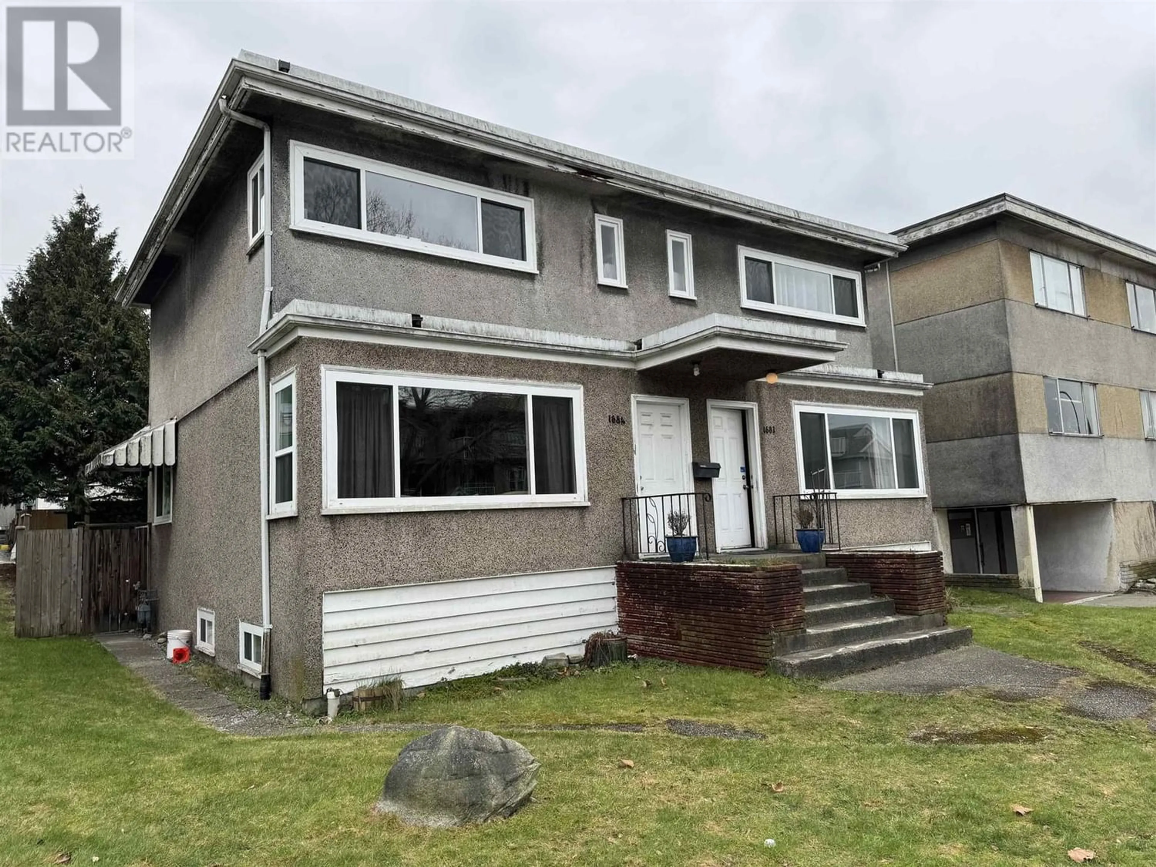 Frontside or backside of a home for 1682 FRANCES STREET, Vancouver British Columbia V5L1Z4