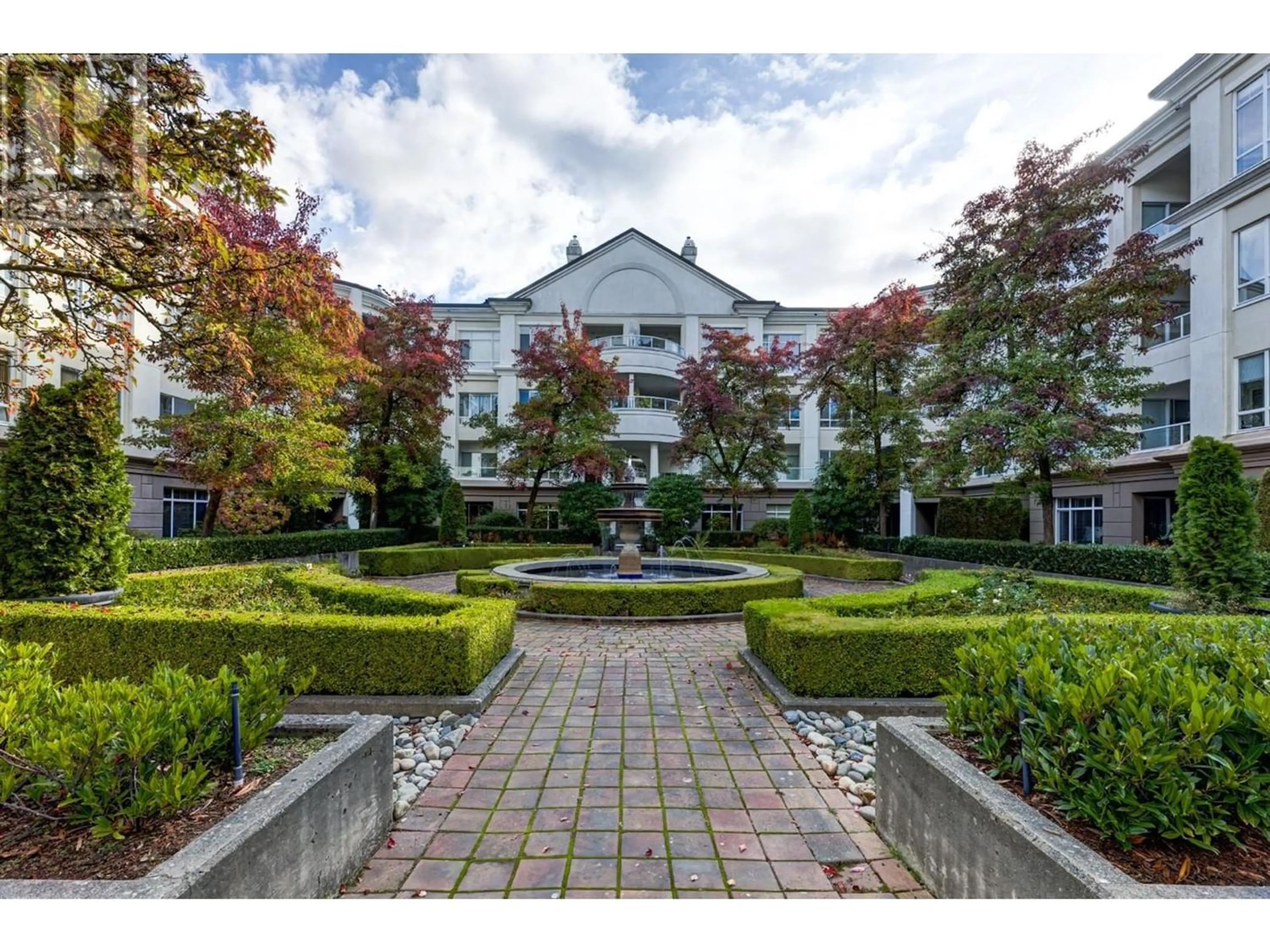 A pic from exterior of the house or condo for 323 5735 HAMPTON PLACE, Vancouver British Columbia V6T2G8