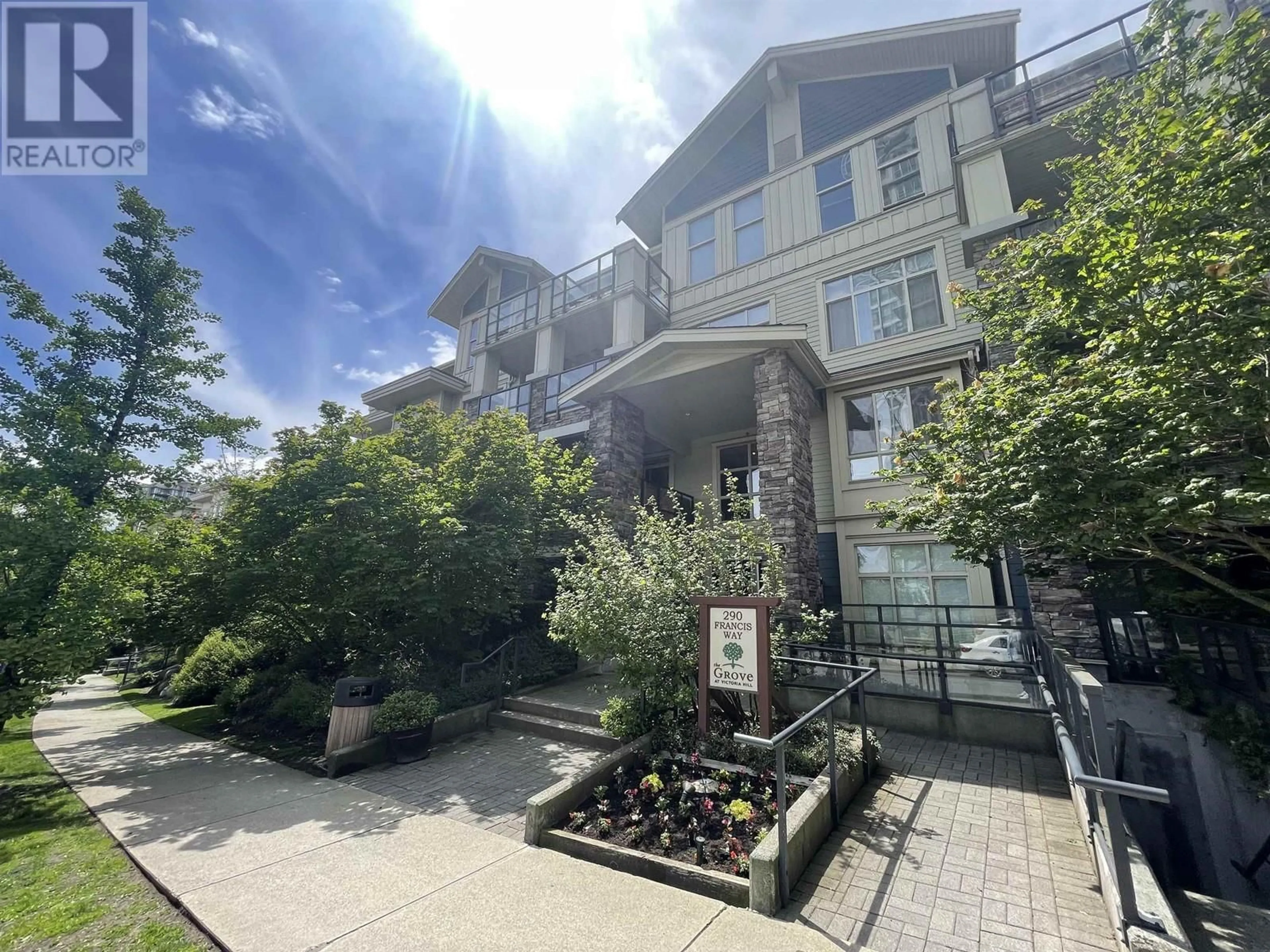 Standard kitchen for 309 290 FRANCIS WAY, New Westminster British Columbia V3L0C4