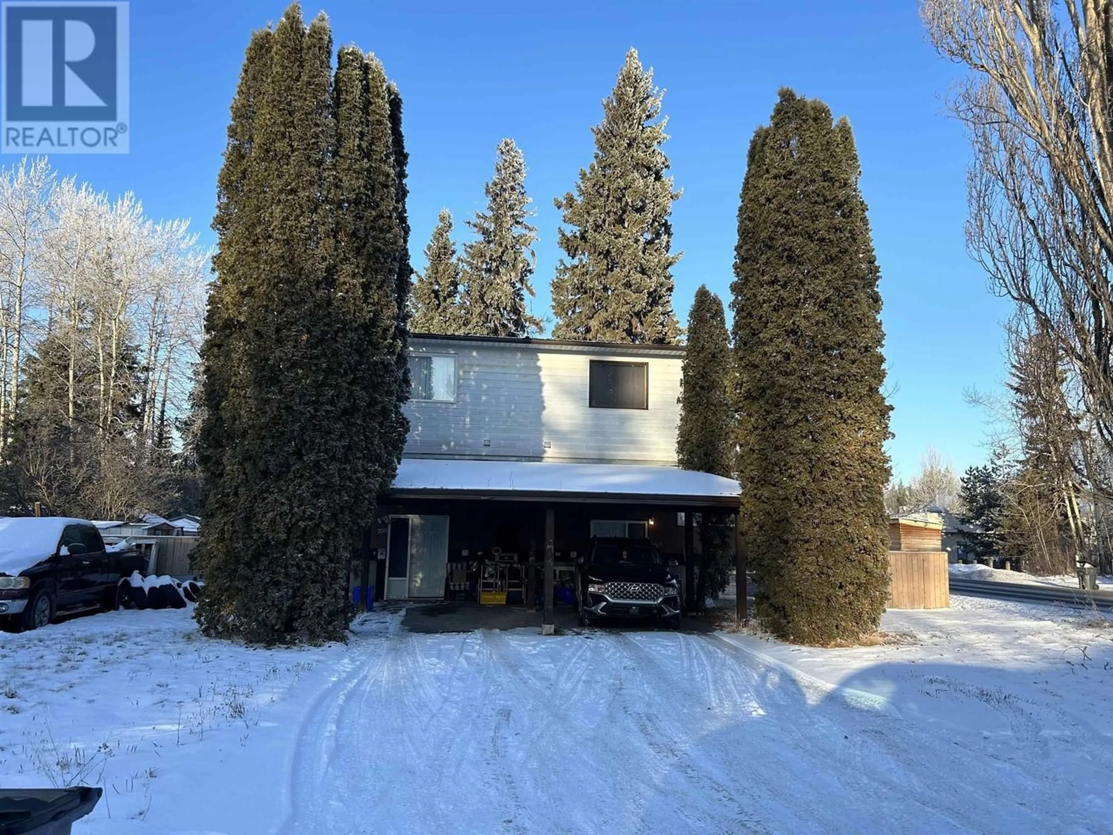 Outside view for 7011 GUELPH CRESCENT, Prince George British Columbia V2N3N9