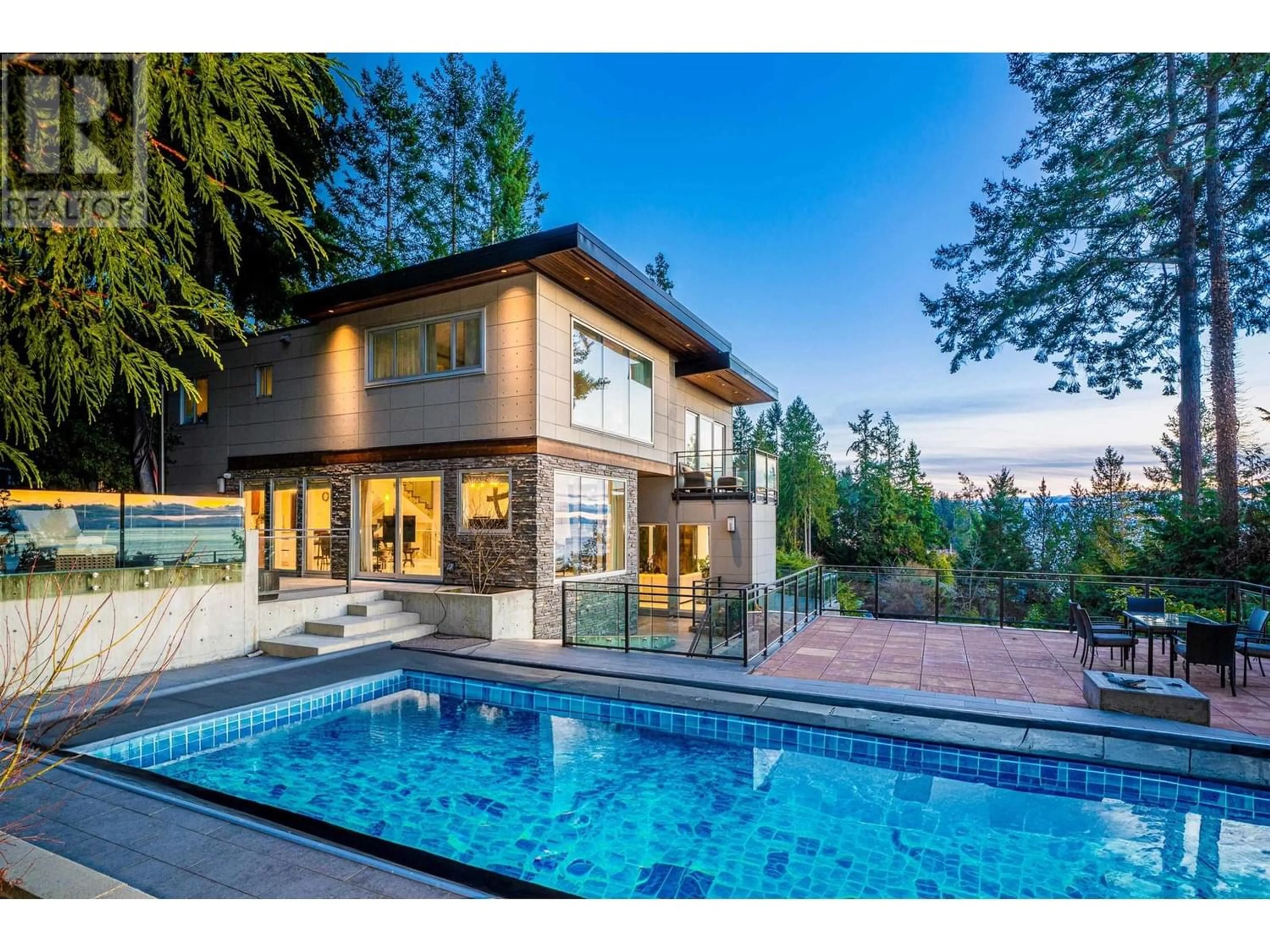 Home with brick exterior material for 5290 GULF PLACE, West Vancouver British Columbia V7W2V9