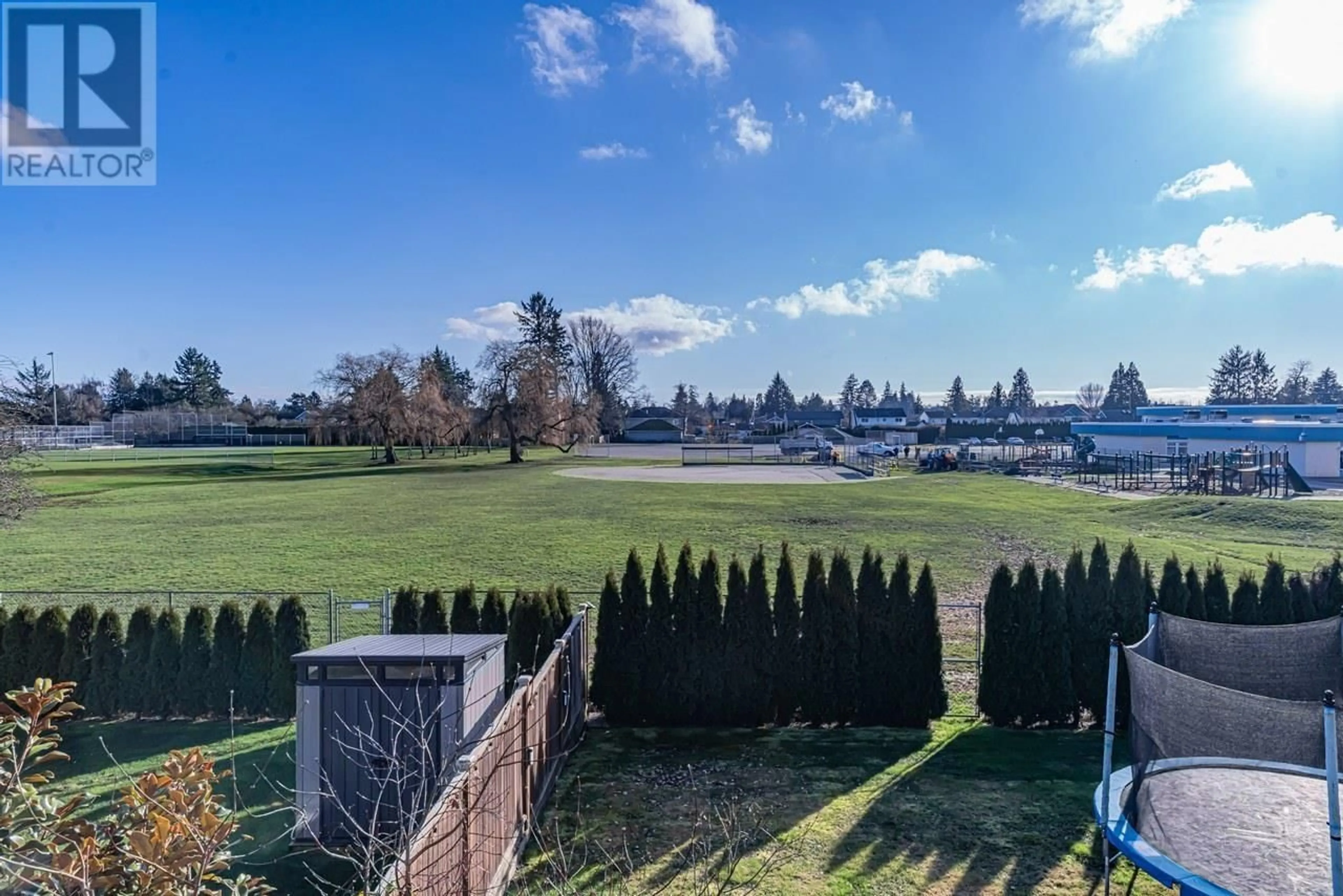 Fenced yard for 5500 52 AVENUE, Ladner British Columbia V4K2C5