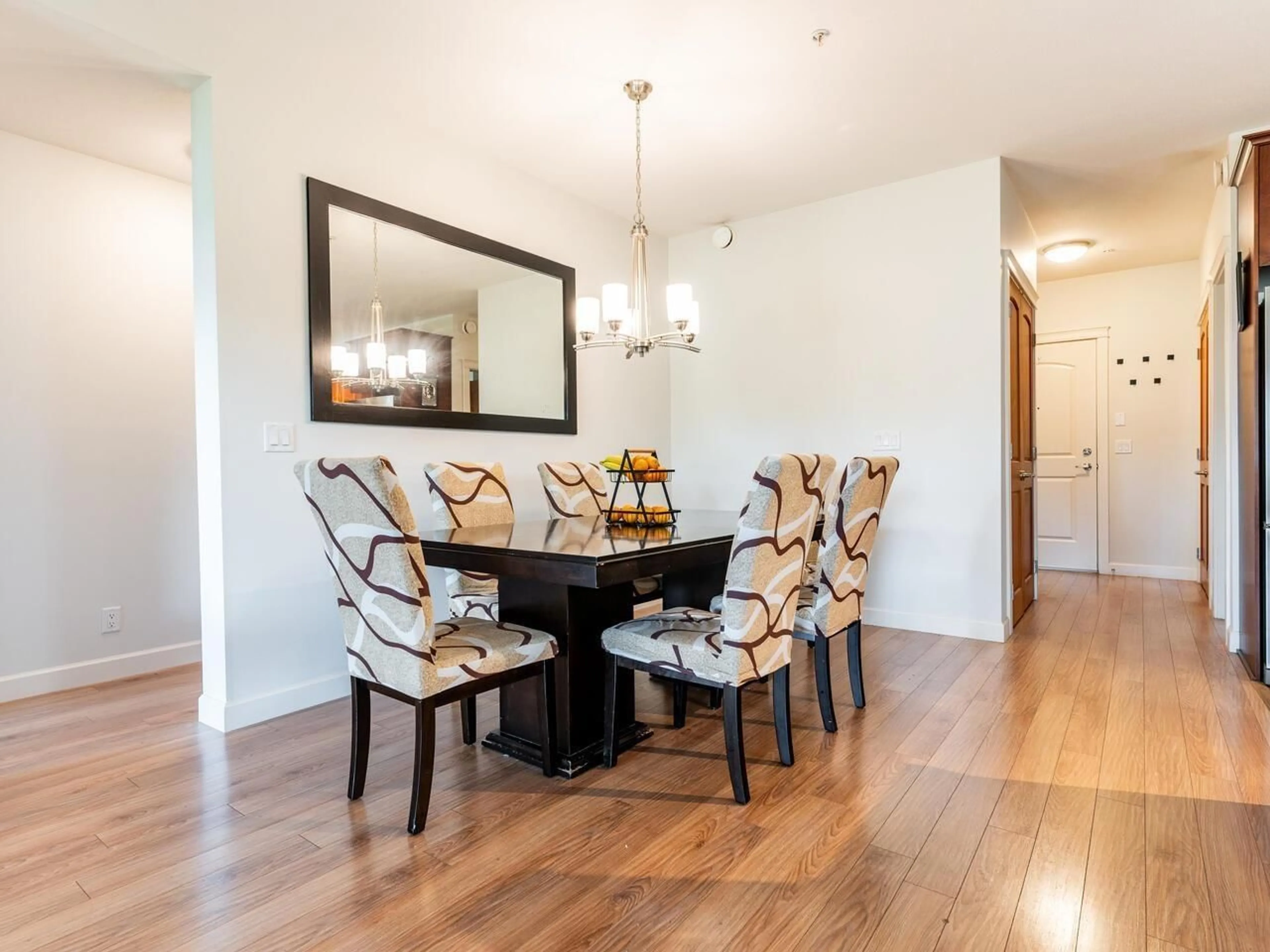 Dining room, wood floors for 111 8157 207 STREET, Langley British Columbia V2Y0V4