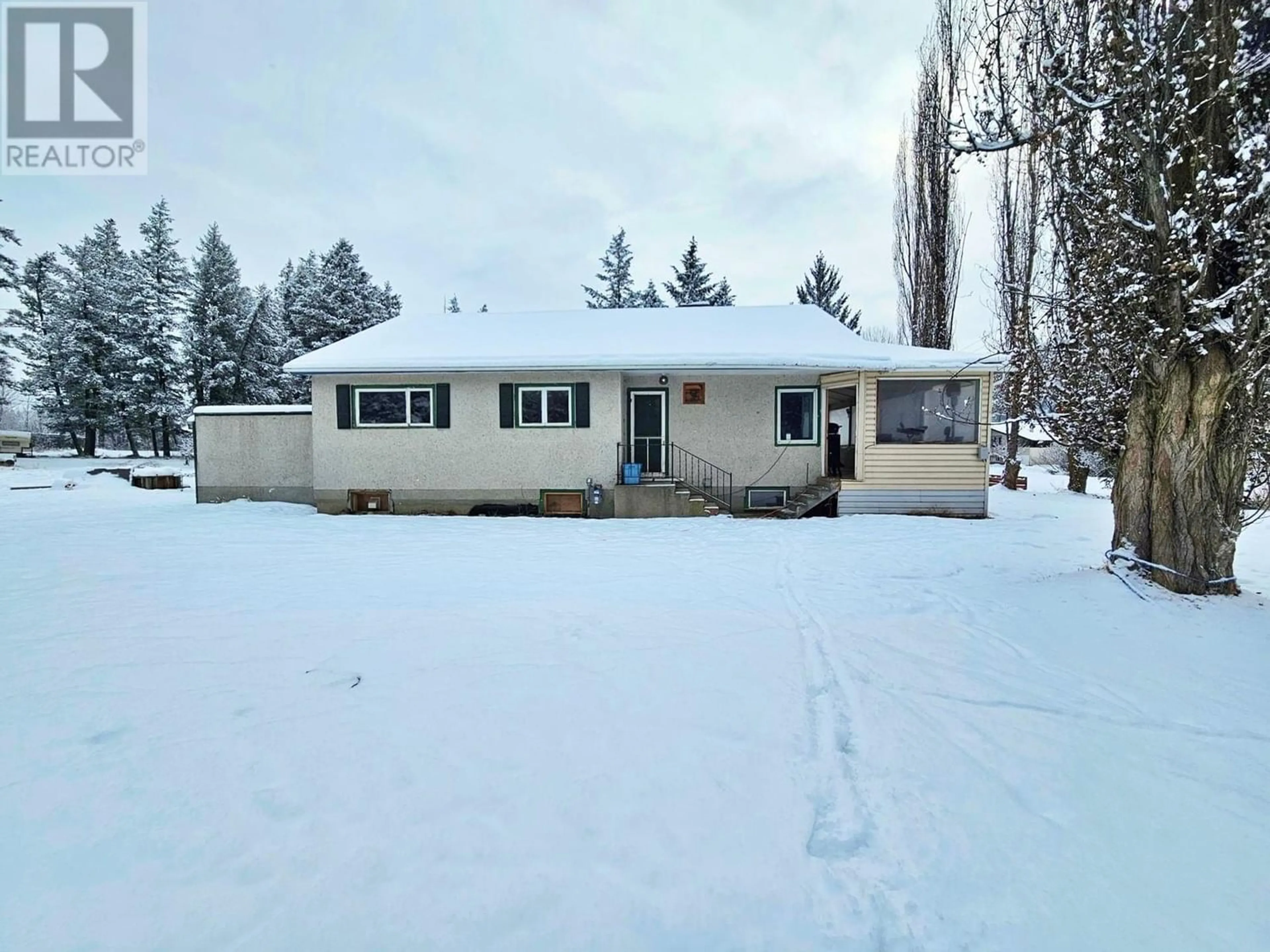 Outside view for 1108 RIVER PARK ROAD, Quesnel British Columbia V2J2Y9