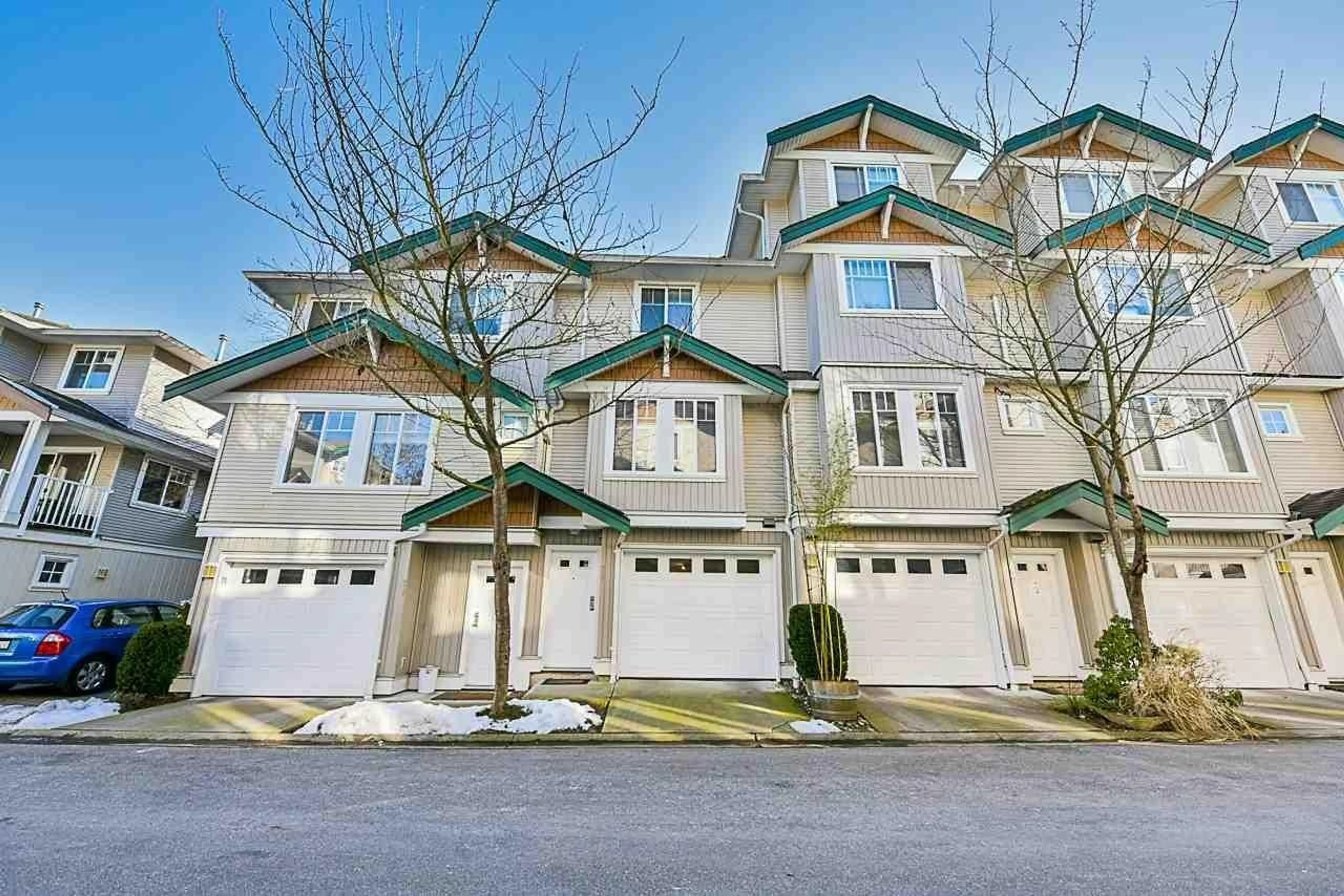 A pic from exterior of the house or condo for 70 12711 64 AVENUE, Surrey British Columbia V3W1X1