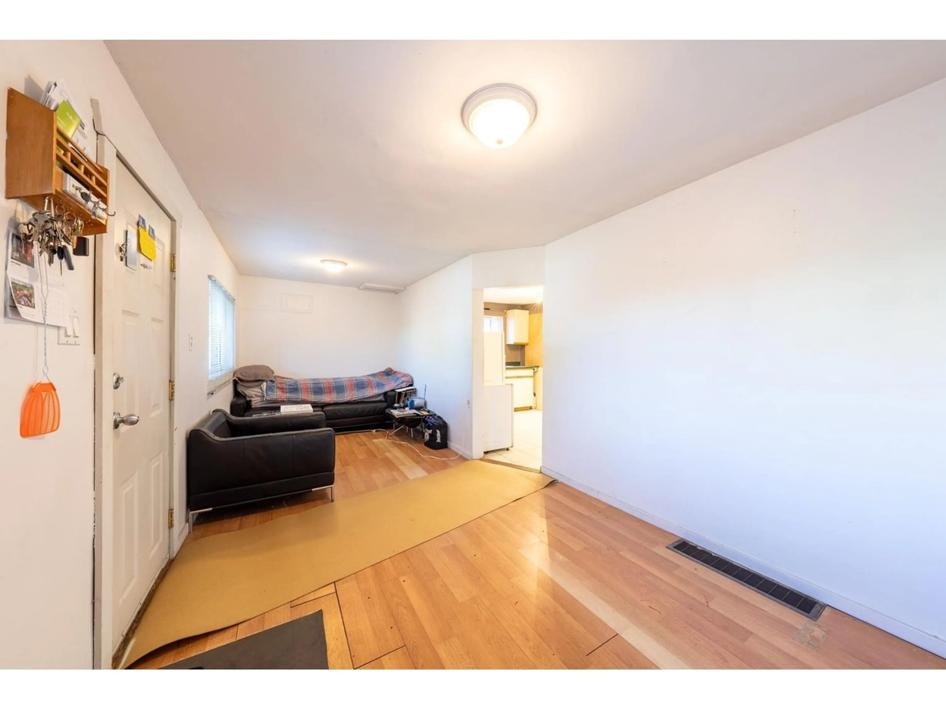 A pic of a room for 12728 113A AVENUE, Surrey British Columbia V3V3M4