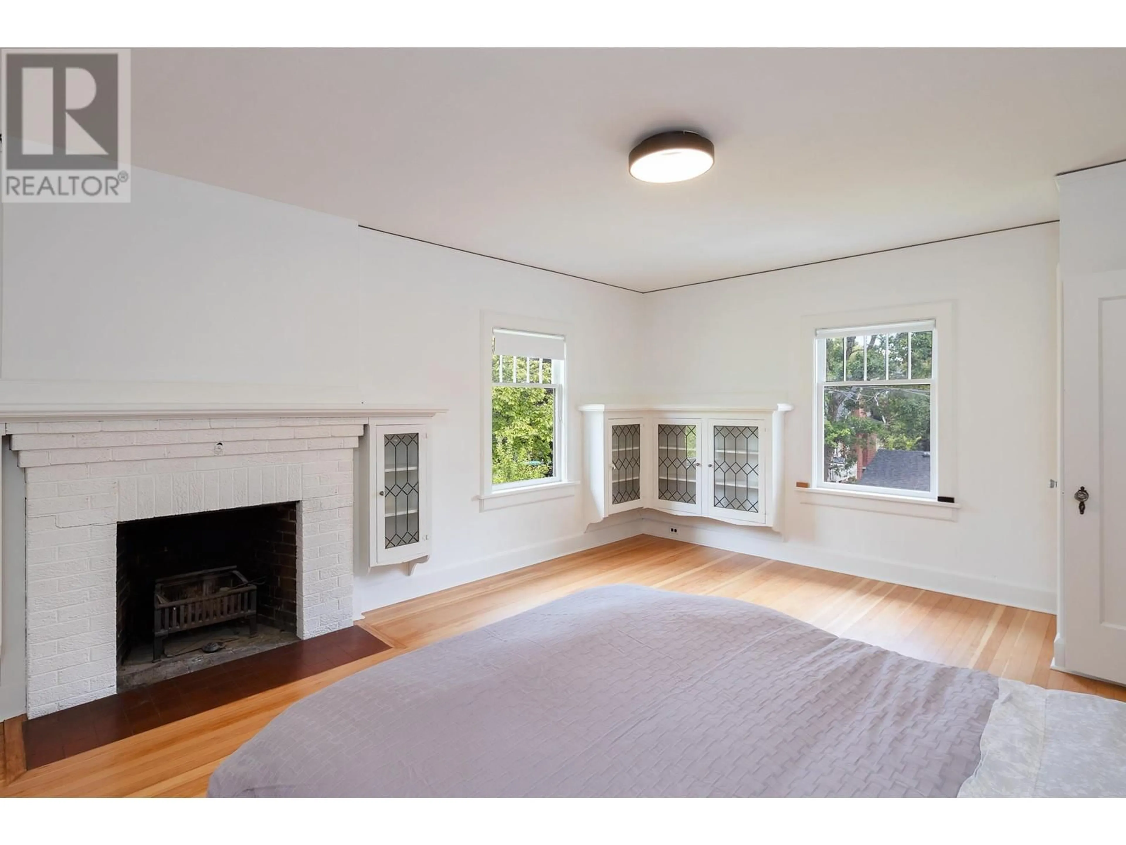 A pic of a room for 1121 16TH AVENUE, Vancouver British Columbia V6H1S7