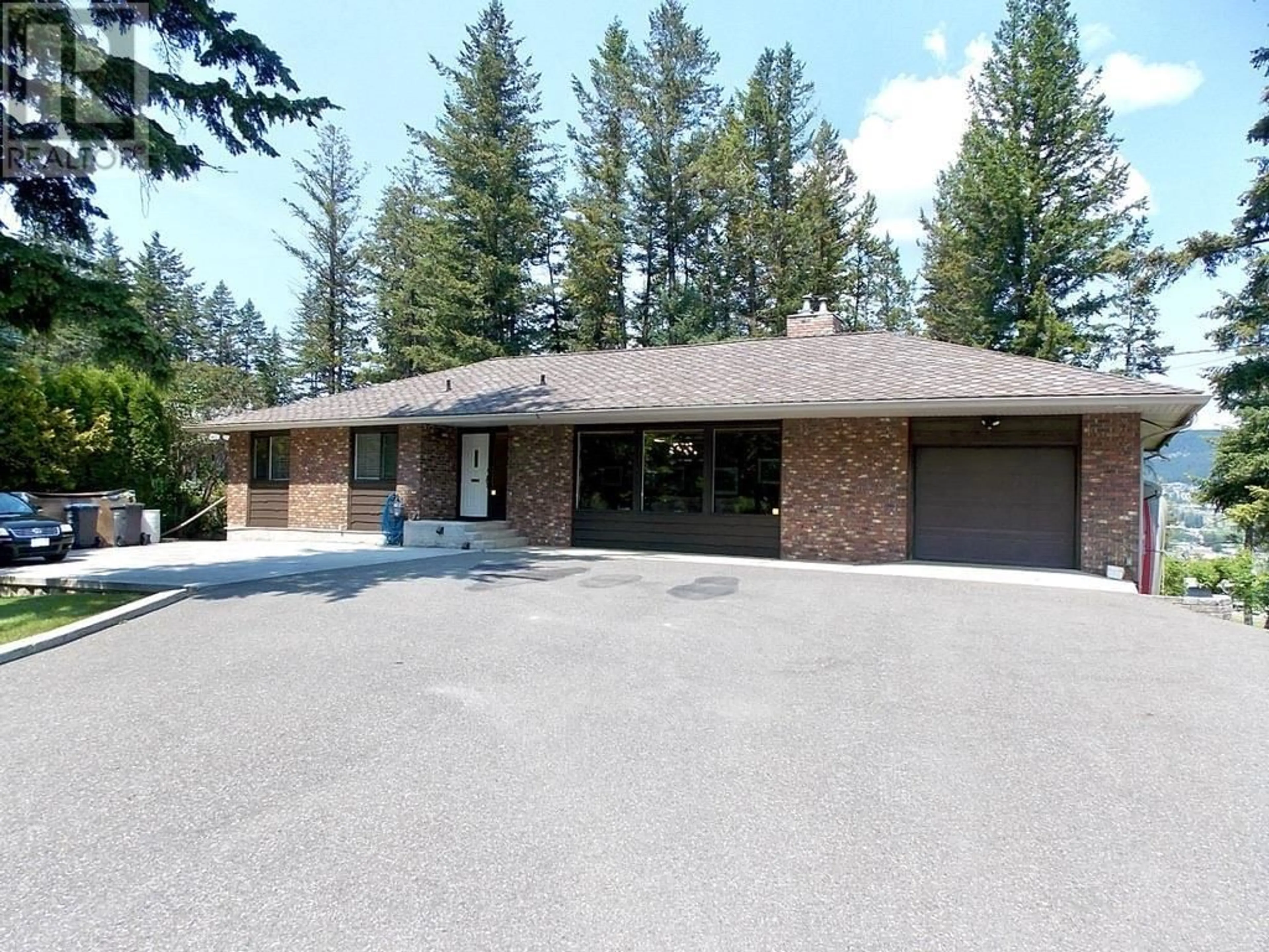 Outside view for 30 COUNTRY CLUB BOULEVARD, Williams Lake British Columbia V2G3T2