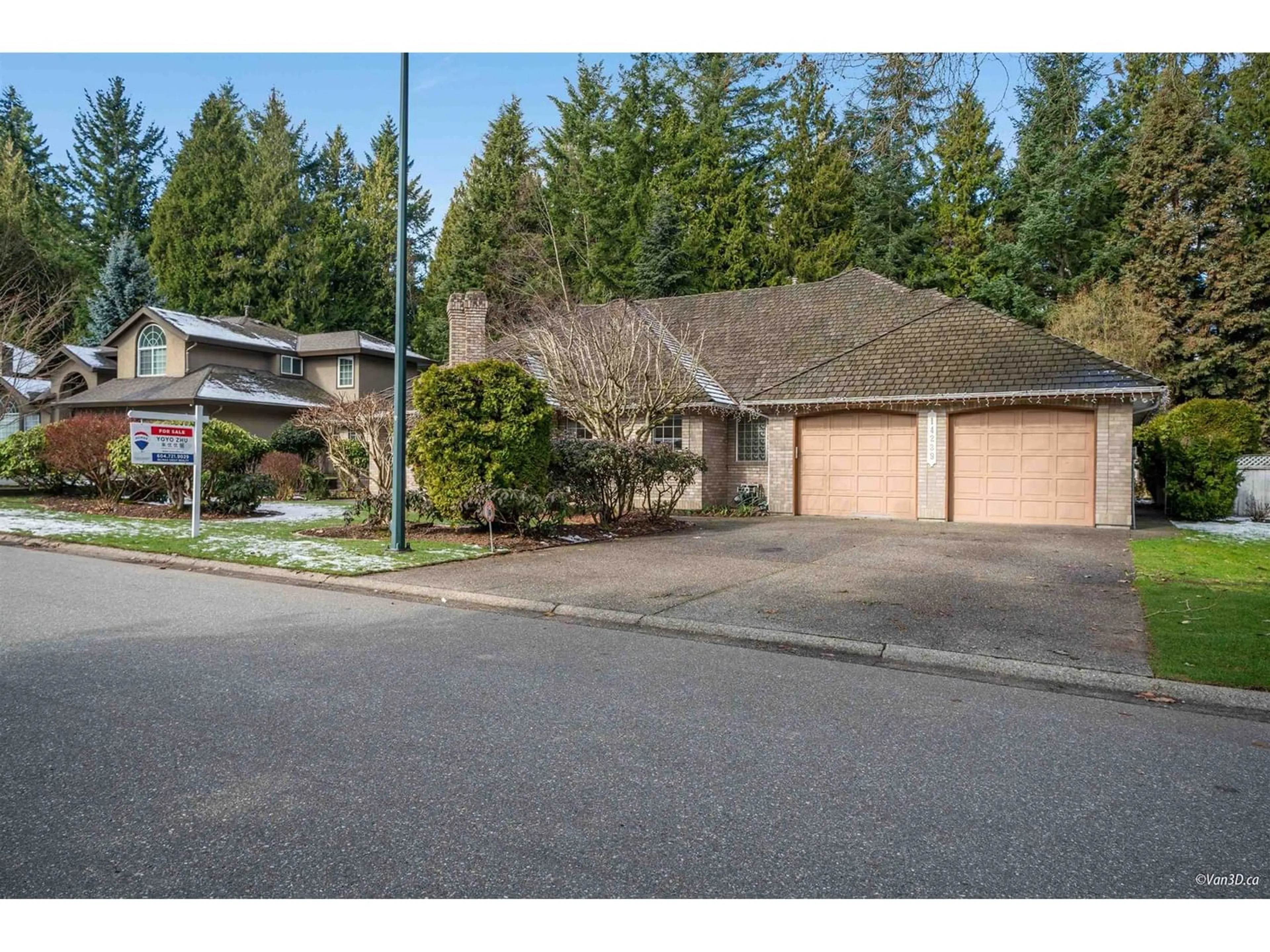 Frontside or backside of a home for 14239 31 AVENUE, Surrey British Columbia V4P1R3