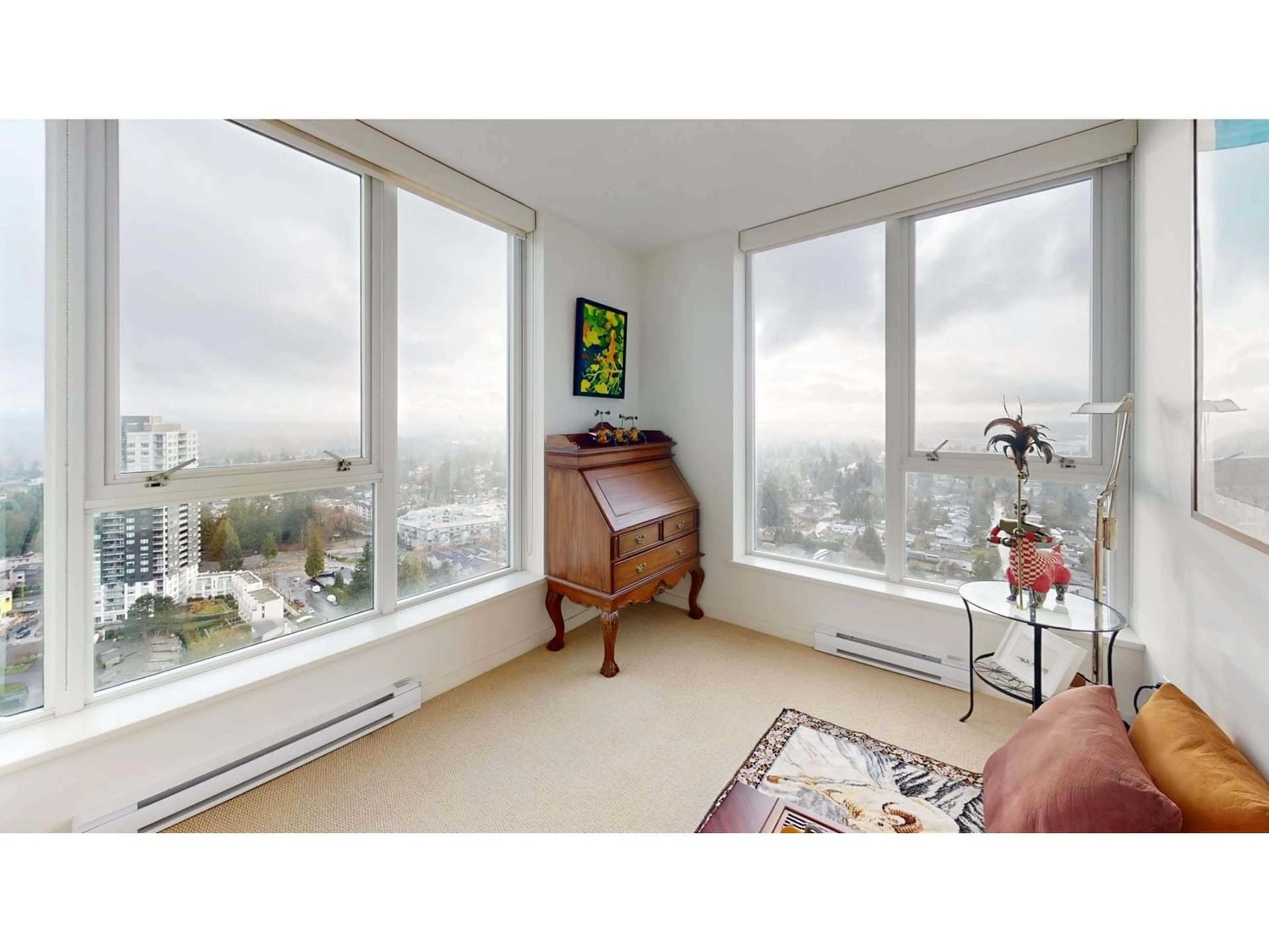 A pic of a room for 3708 13325 102A AVENUE, Surrey British Columbia V3T0J5