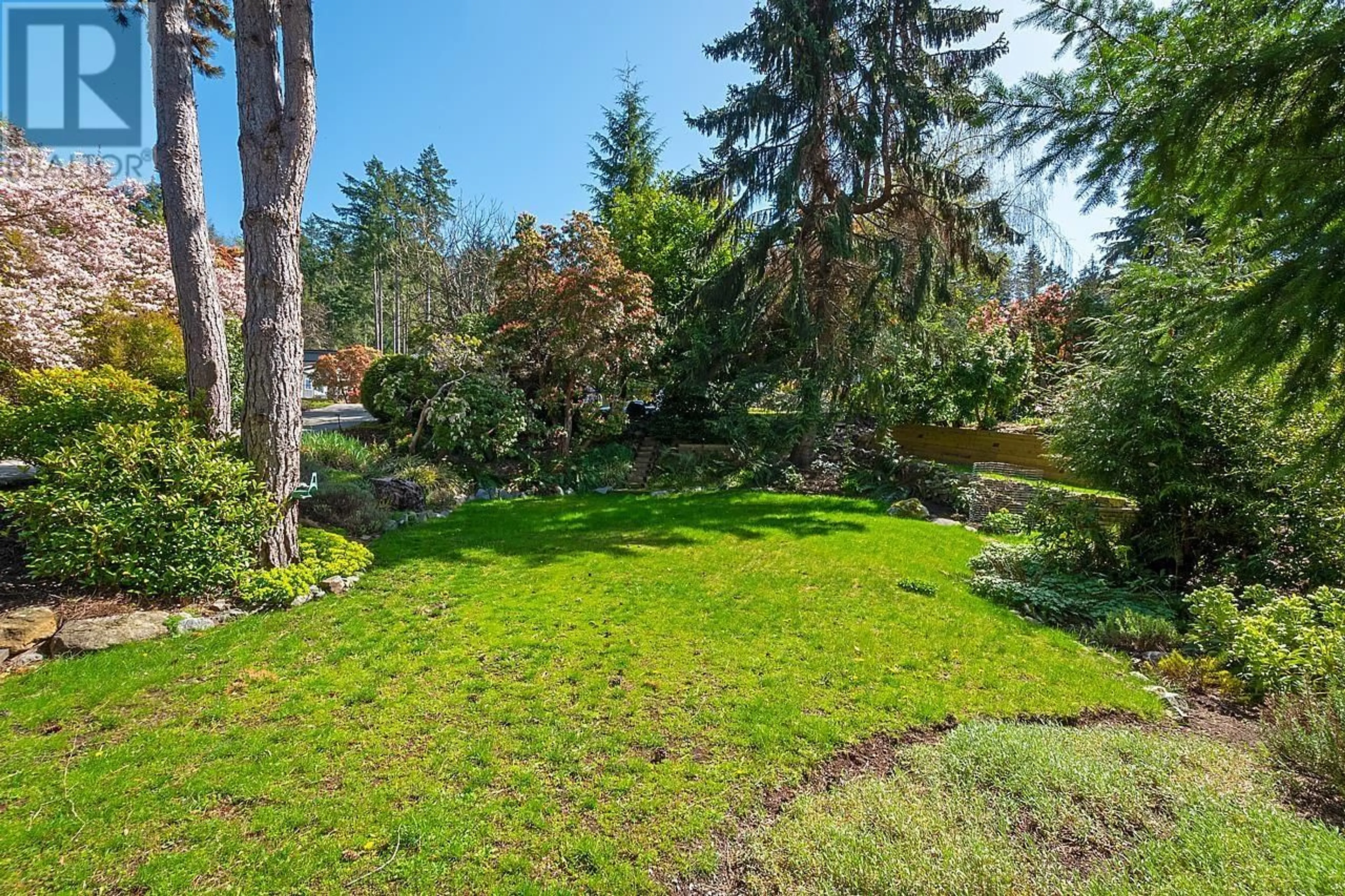 Patio, the fenced backyard for 1616 WHITESAILS DRIVE, Bowen Island British Columbia V0N1G2