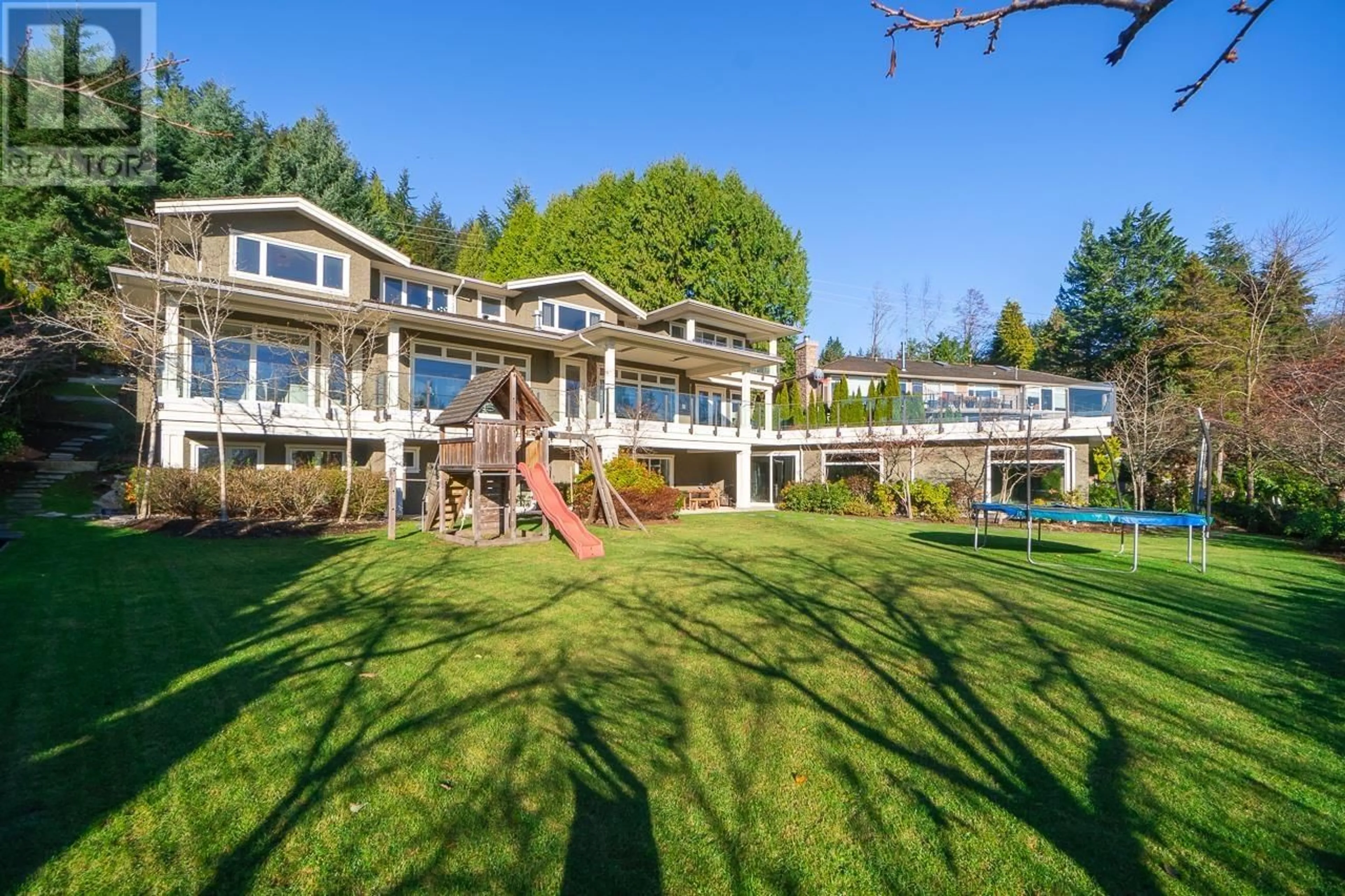 Outside view for 1039 MILLSTREAM ROAD, West Vancouver British Columbia V7S2C6