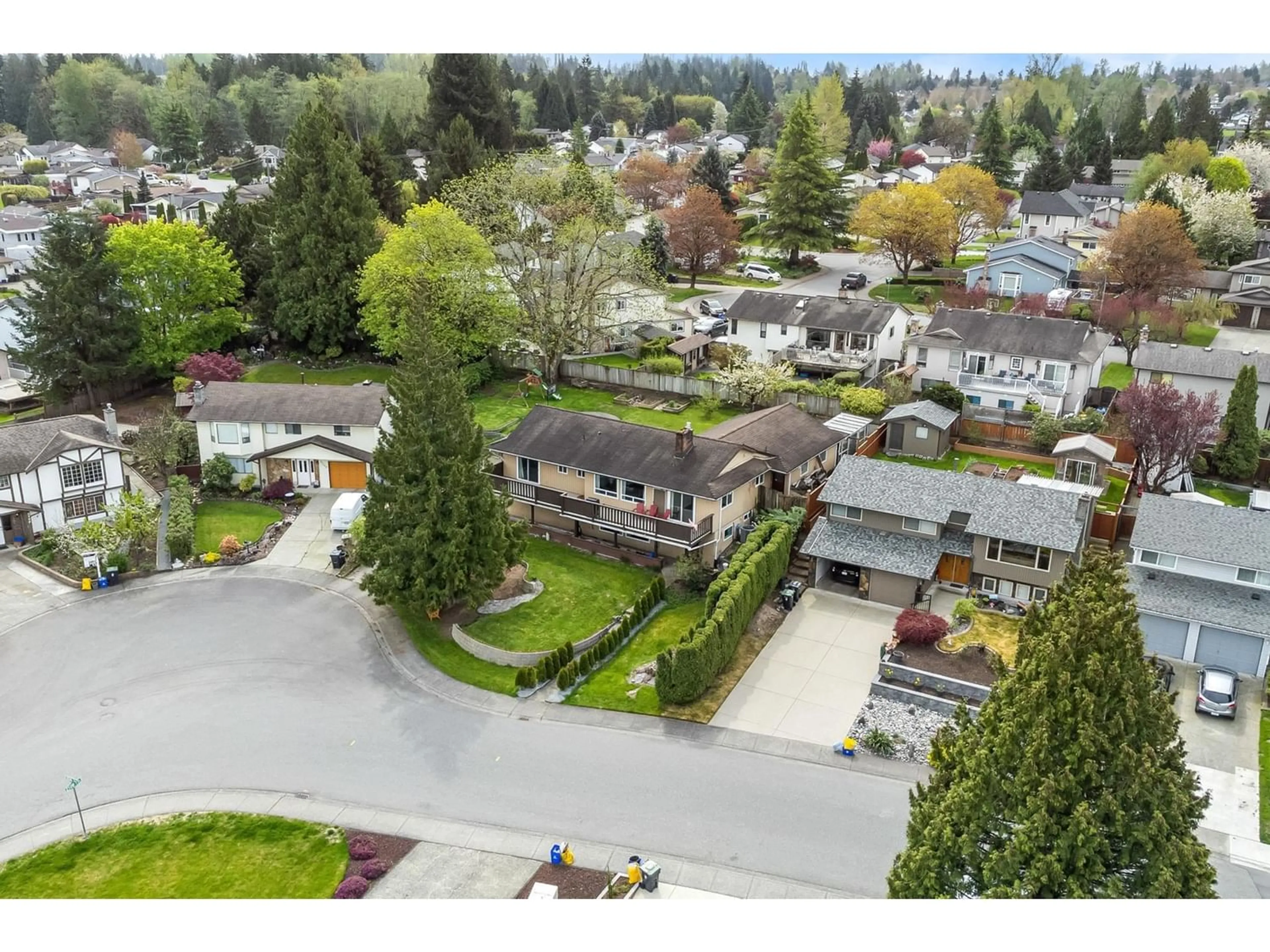 Frontside or backside of a home for 21256 93A AVENUE, Langley British Columbia V1M1M5