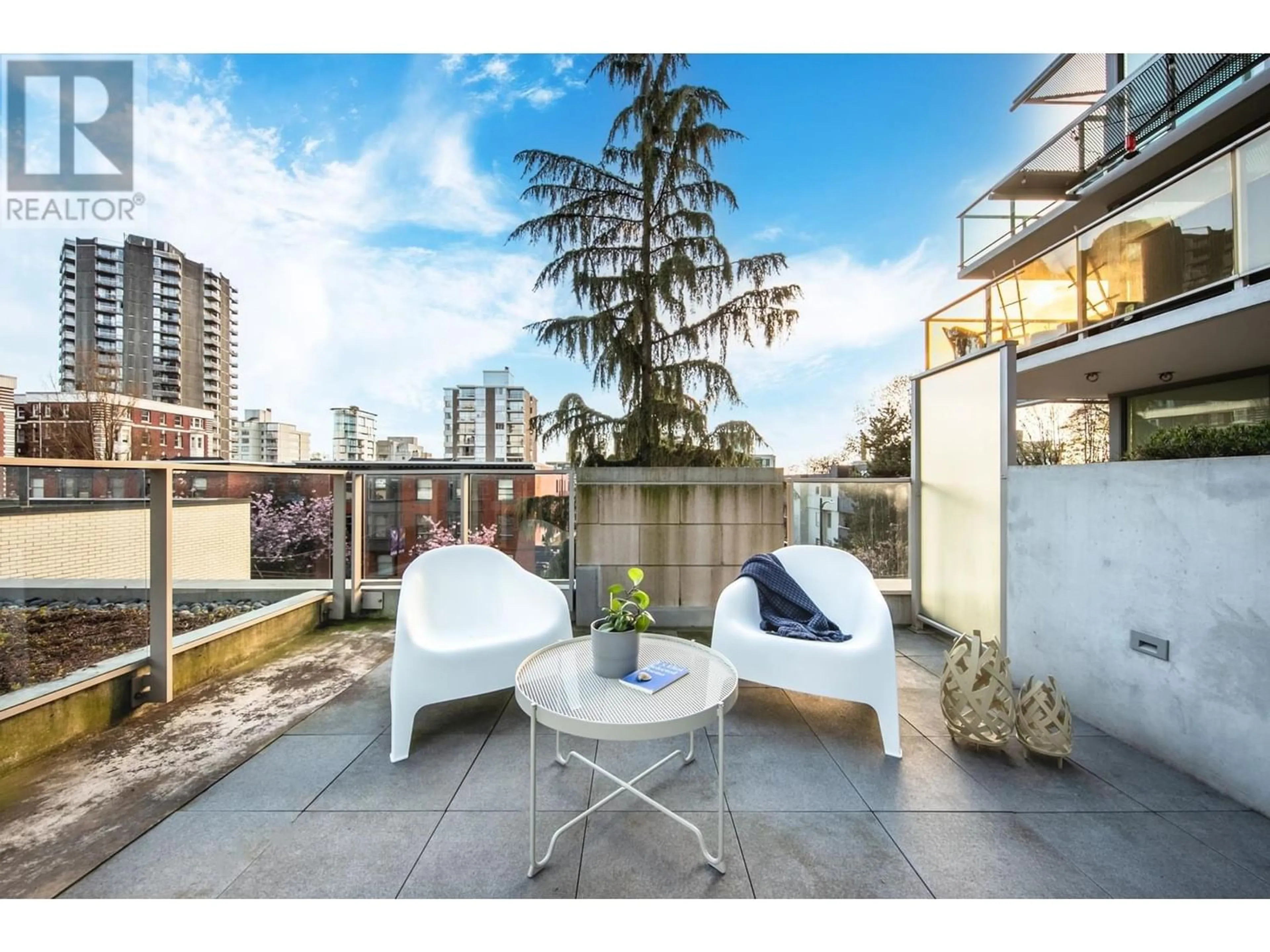 Floor plan for 403 1365 DAVIE STREET, Vancouver British Columbia V6E1N5