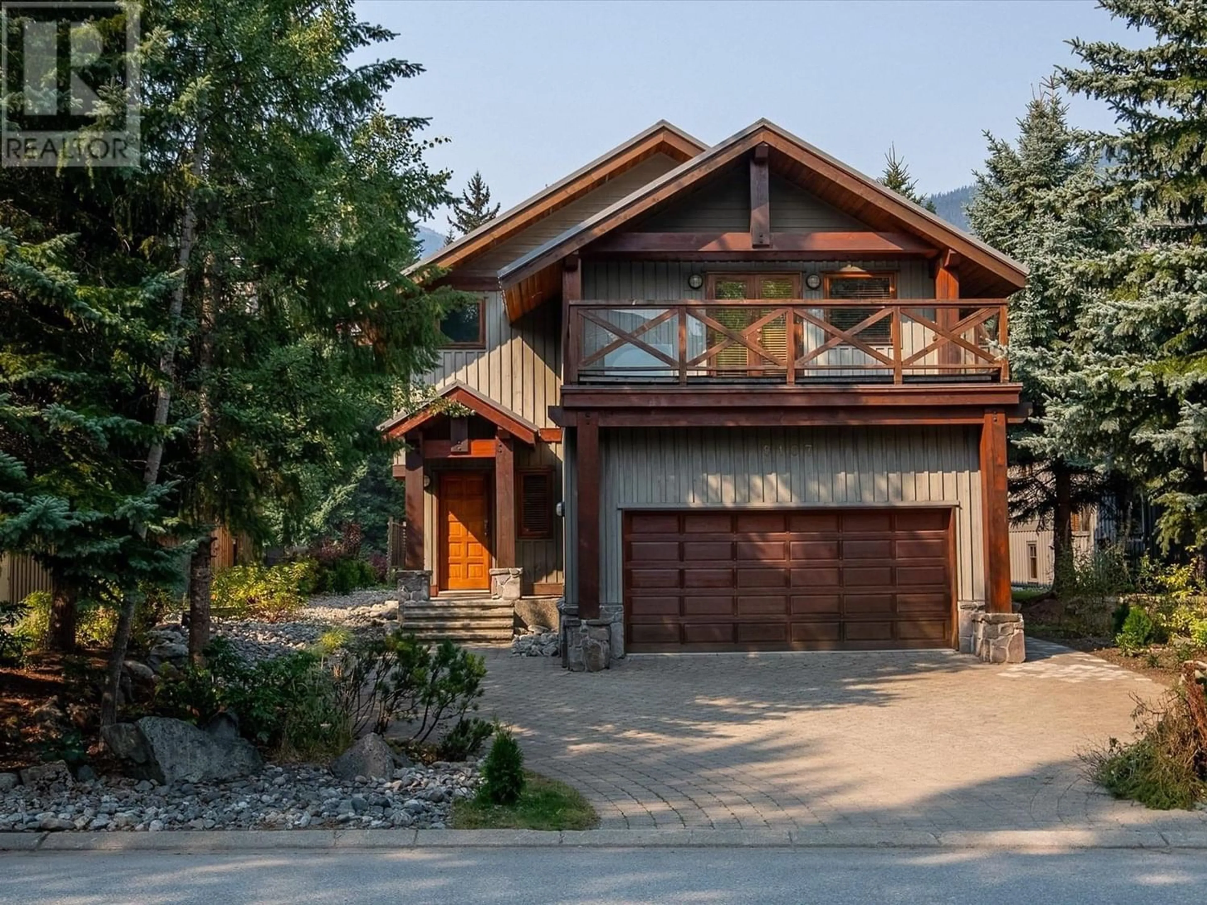 Frontside or backside of a home for 8107 MUIRFIELD CRESCENT, Whistler British Columbia V8E1J7