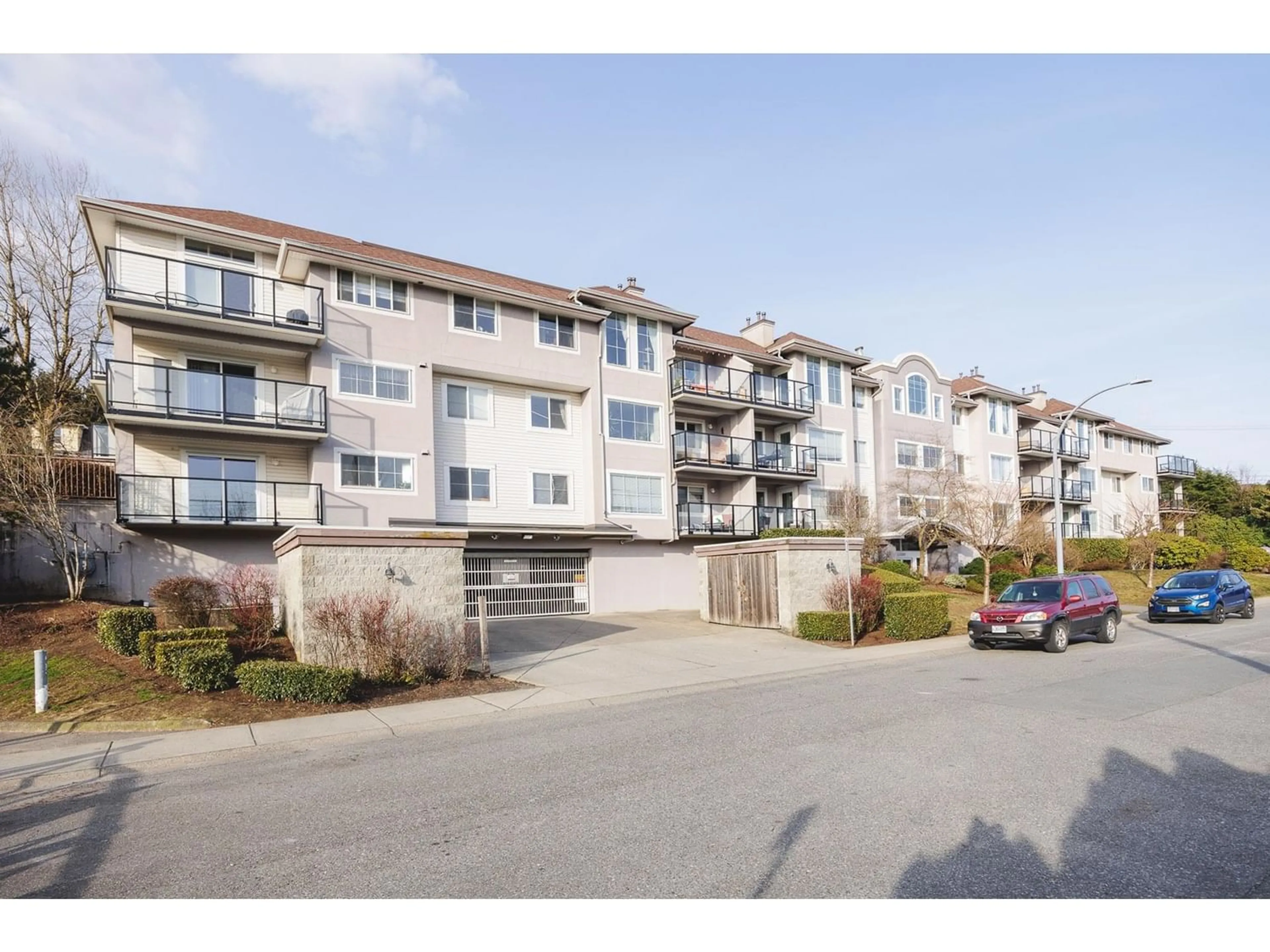 A pic from exterior of the house or condo for 202 33599 2 AVENUE, Mission British Columbia V2V6J3