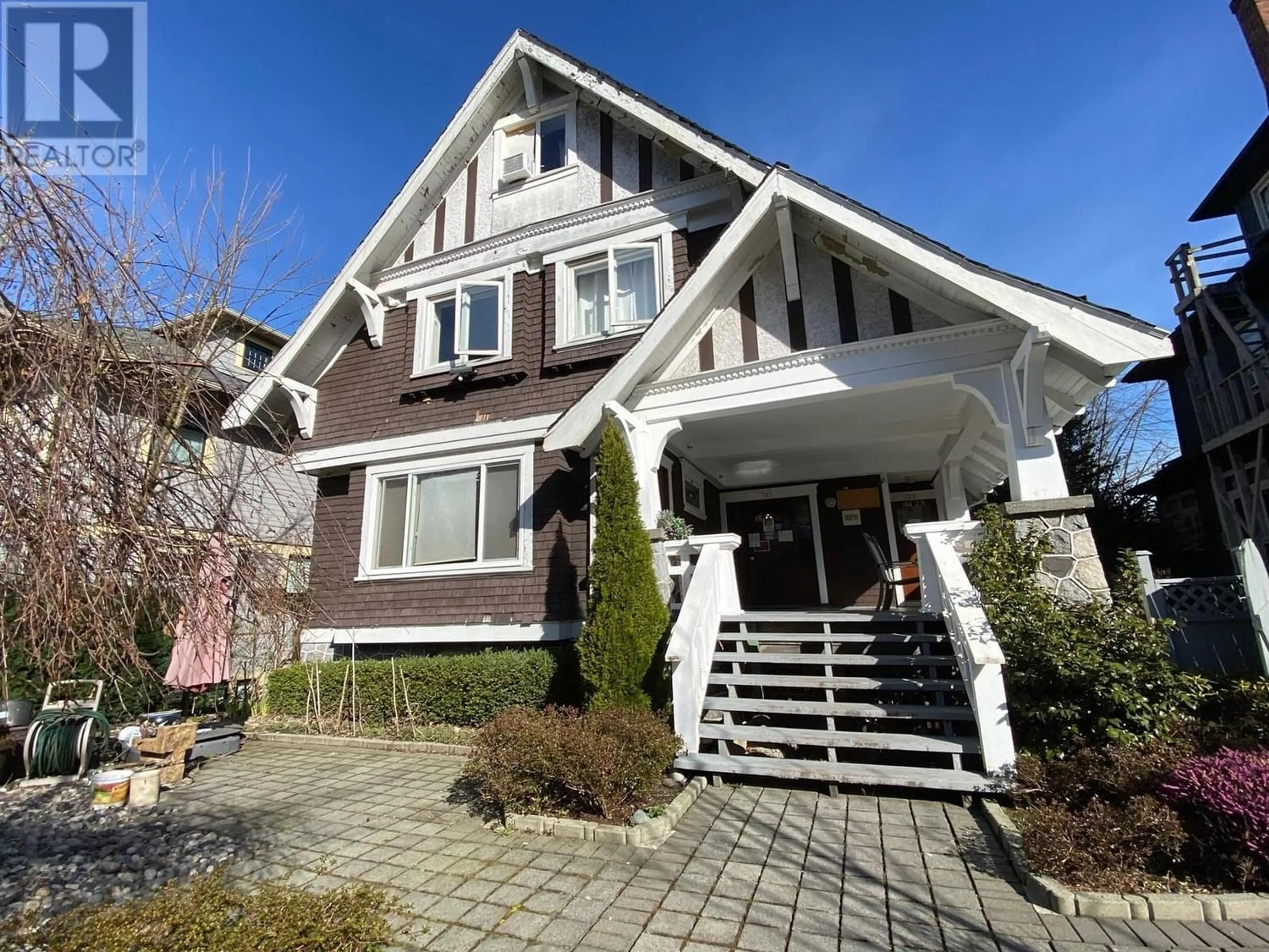 Frontside or backside of a home for 387 W 13TH AVENUE, Vancouver British Columbia V5Y1W2