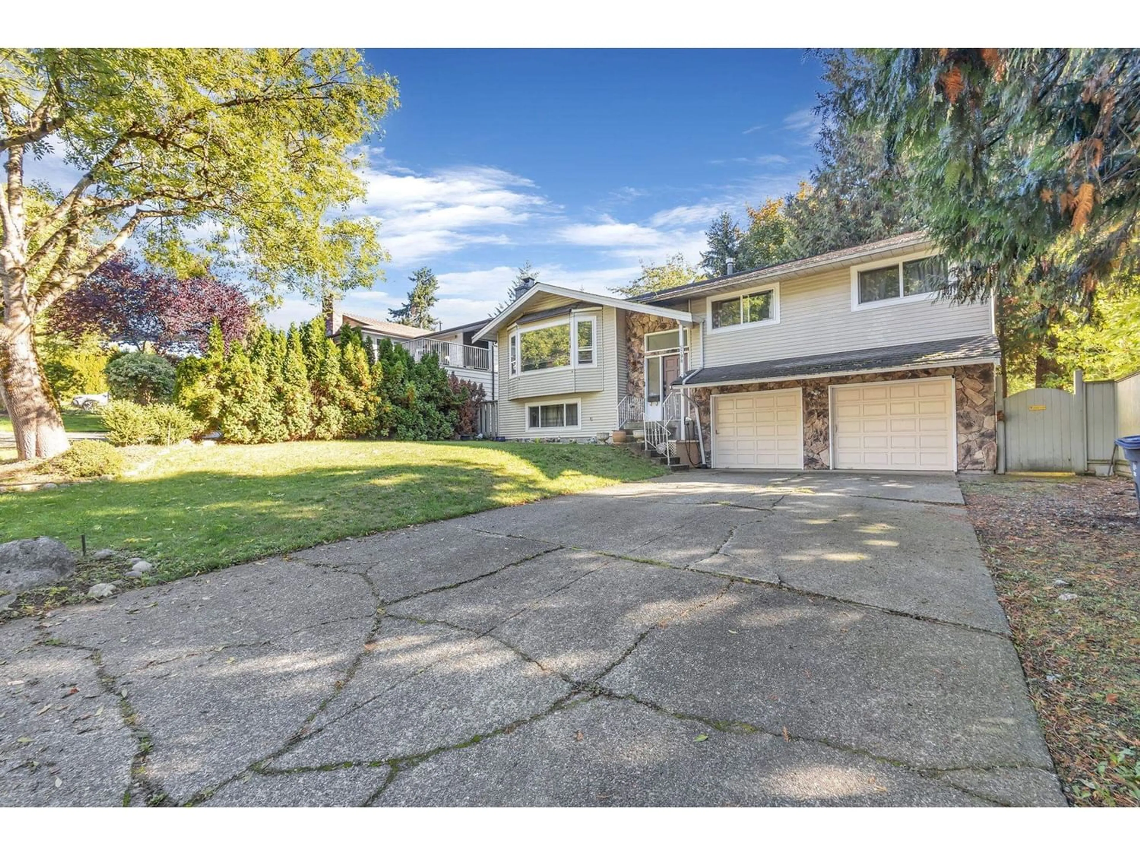 Frontside or backside of a home for 5798 170A STREET, Surrey British Columbia V3S5V1