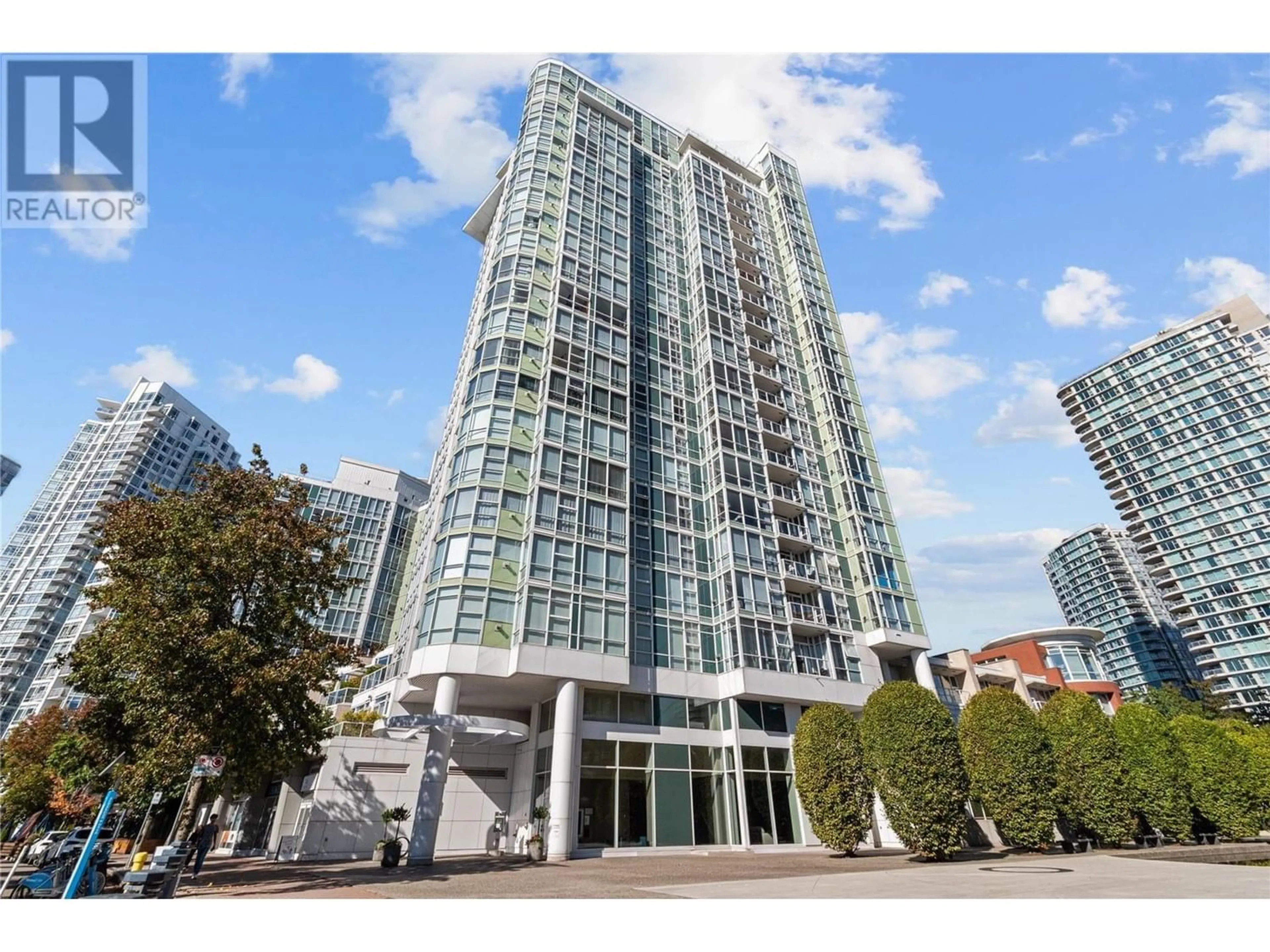 A pic from exterior of the house or condo for 1801 1077 MARINASIDE CRESCENT, Vancouver British Columbia V6Z2Z5