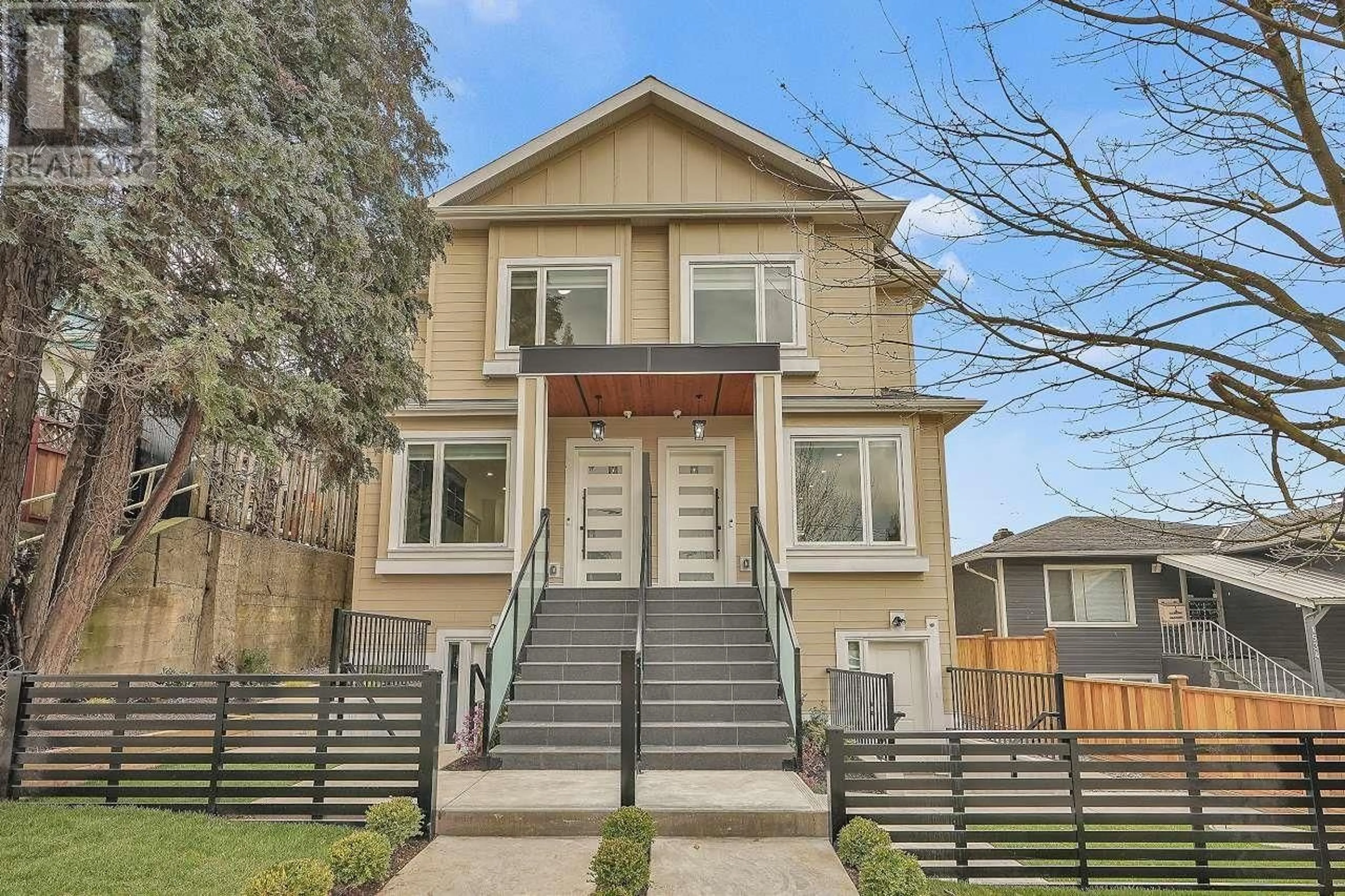 Frontside or backside of a home for 1548 E 41ST AVENUE, Vancouver British Columbia V5P1K2