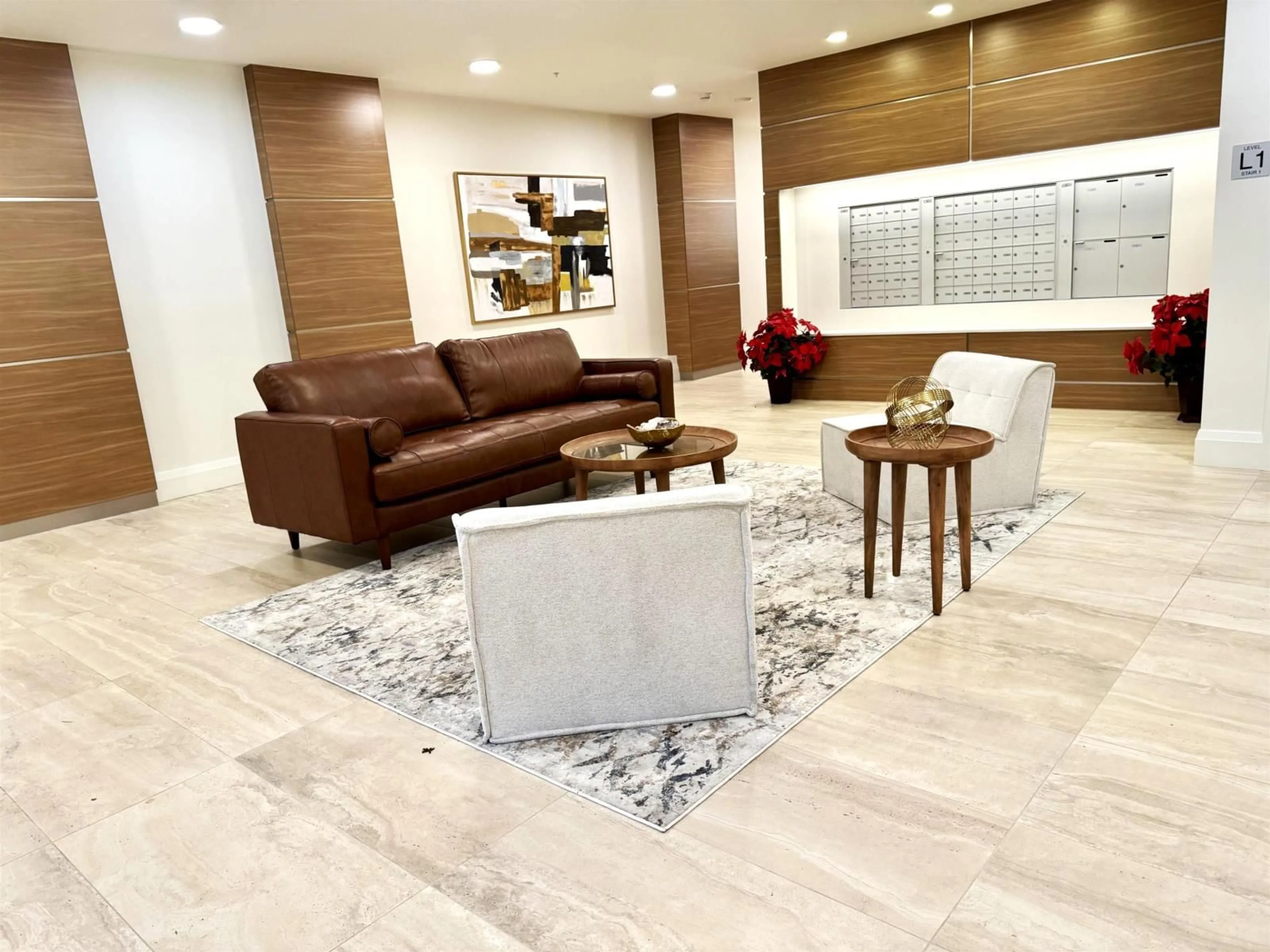 Lobby for 510 - 120 ESPLANADE AVENUE, Harrison Hot Springs British Columbia V0M1K0