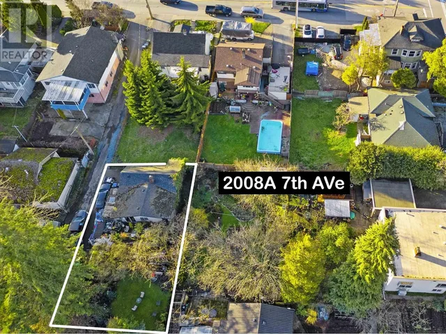 2008A SEVENTH AVENUE, New Westminster 2
