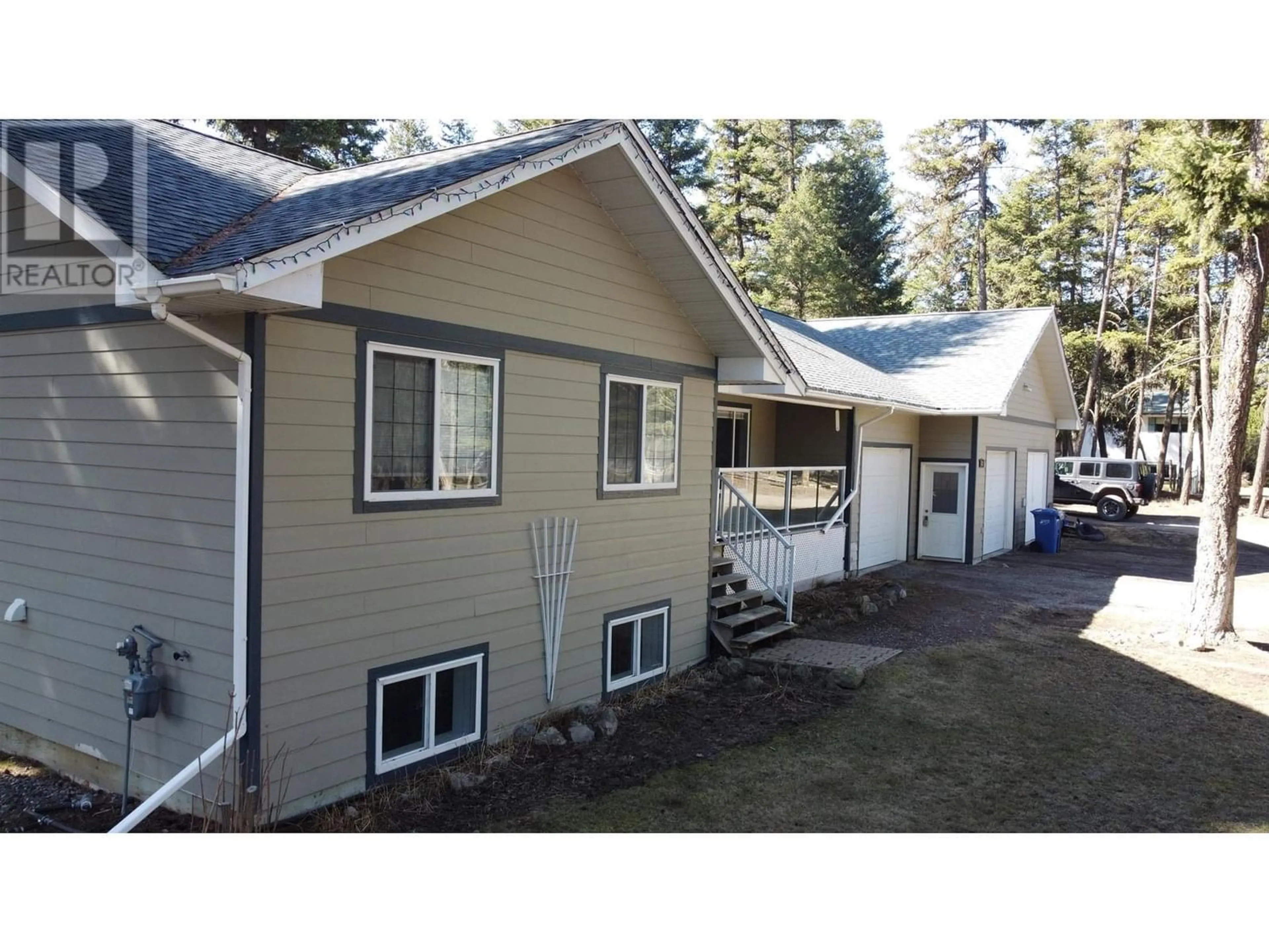 Frontside or backside of a home for 4838 KITWANGA DRIVE, 108 Mile Ranch British Columbia V0K2Z0