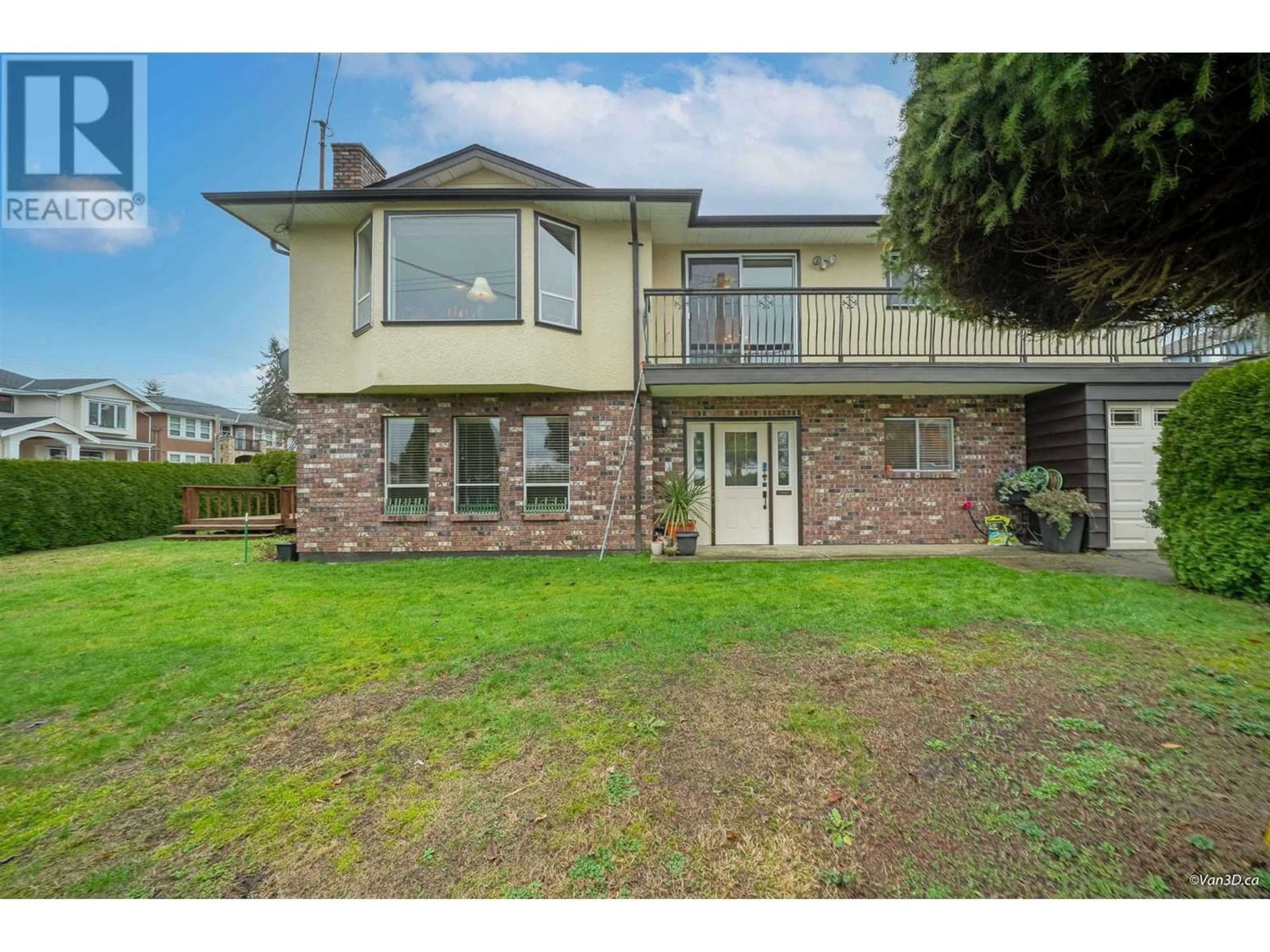 Frontside or backside of a home for 4598 SARDIS STREET, Burnaby British Columbia V5H4B2