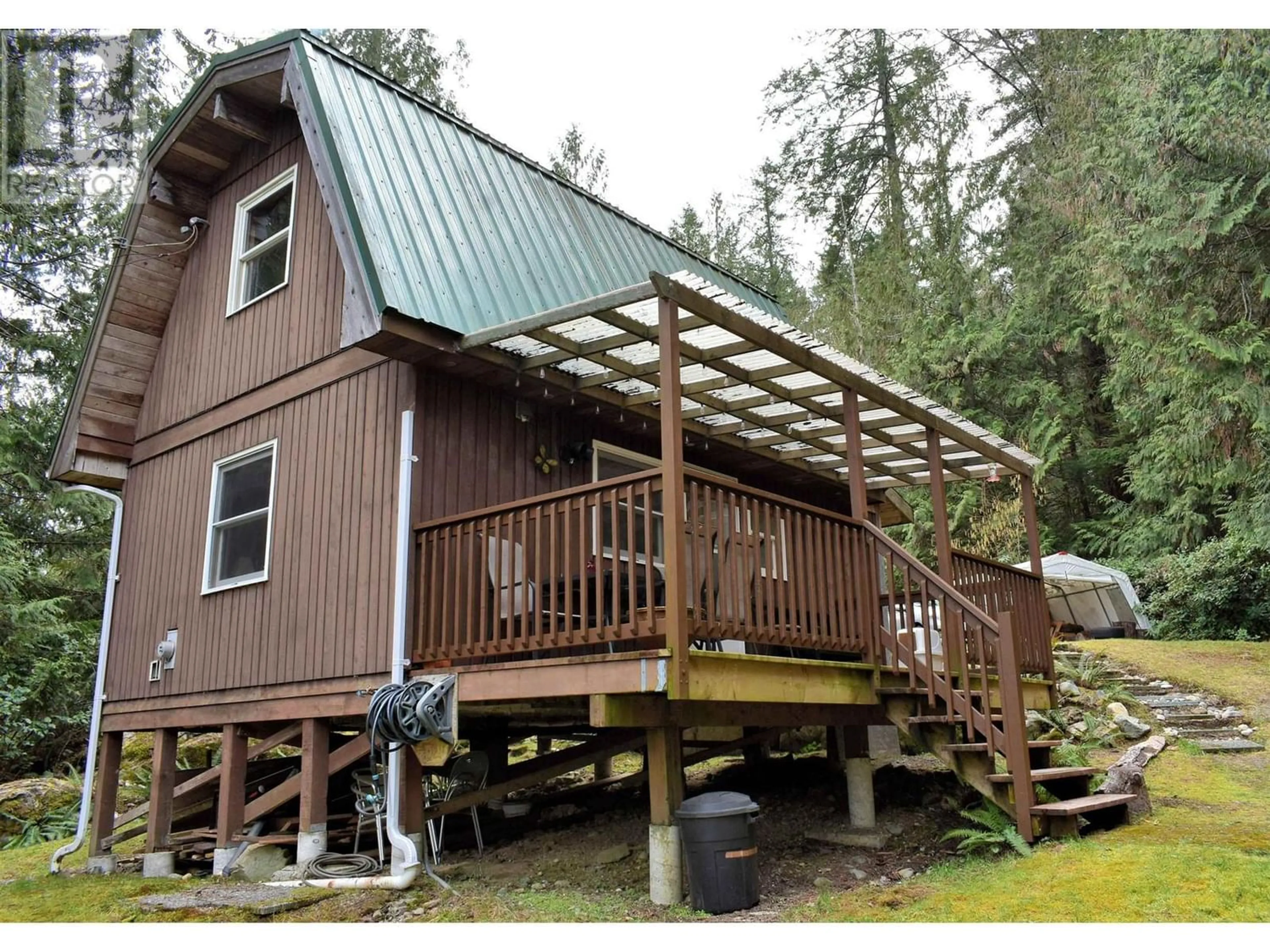 Cottage for 16535 TIMBERLINE ROAD, Egmont British Columbia V0N2H4