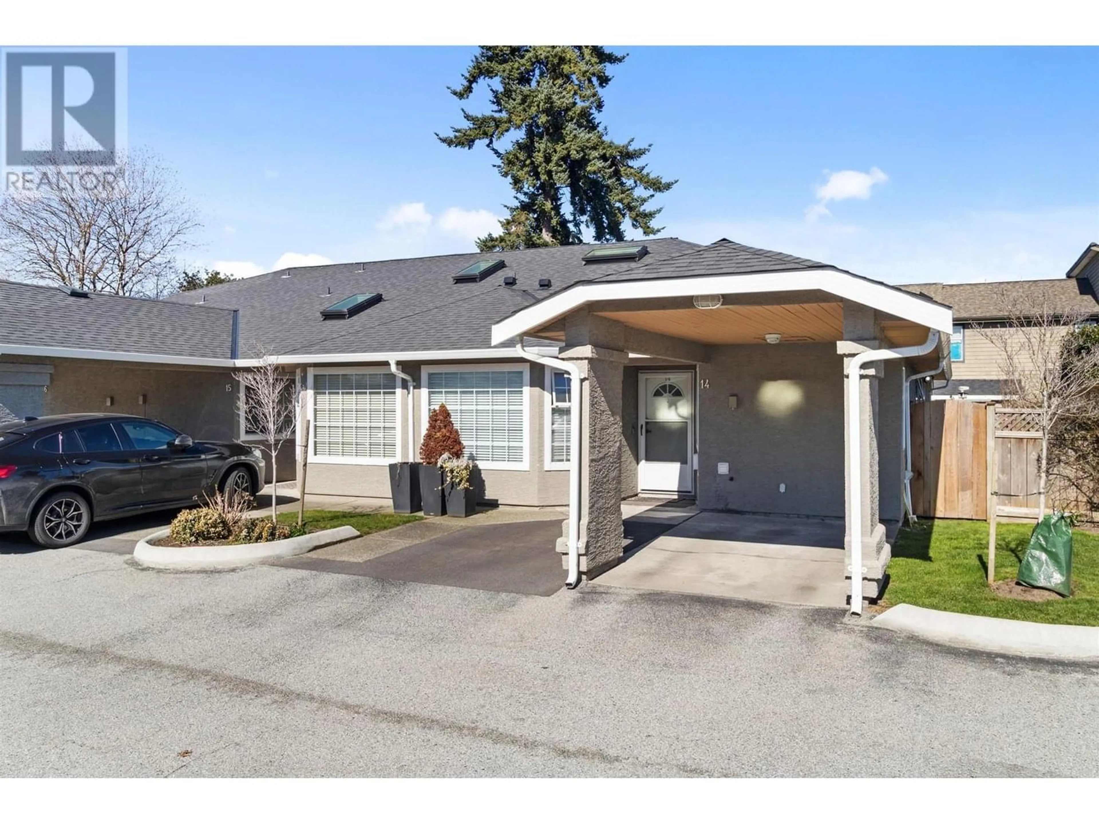 Frontside or backside of a home for 14 12311 CAMBIE ROAD, Richmond British Columbia V6V1G5