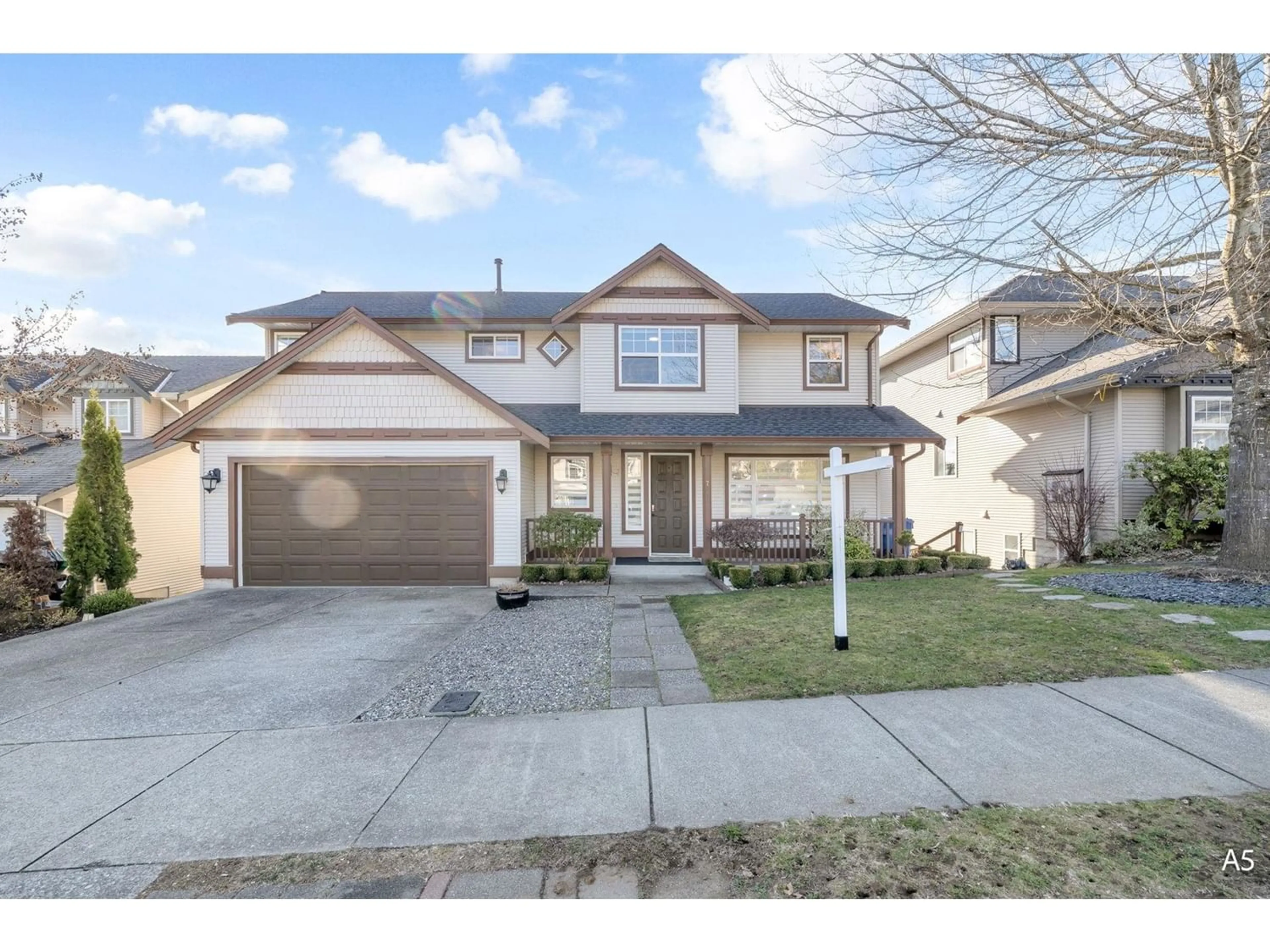 Frontside or backside of a home for 3273 MCKINLEY DRIVE, Abbotsford British Columbia V2S8M8