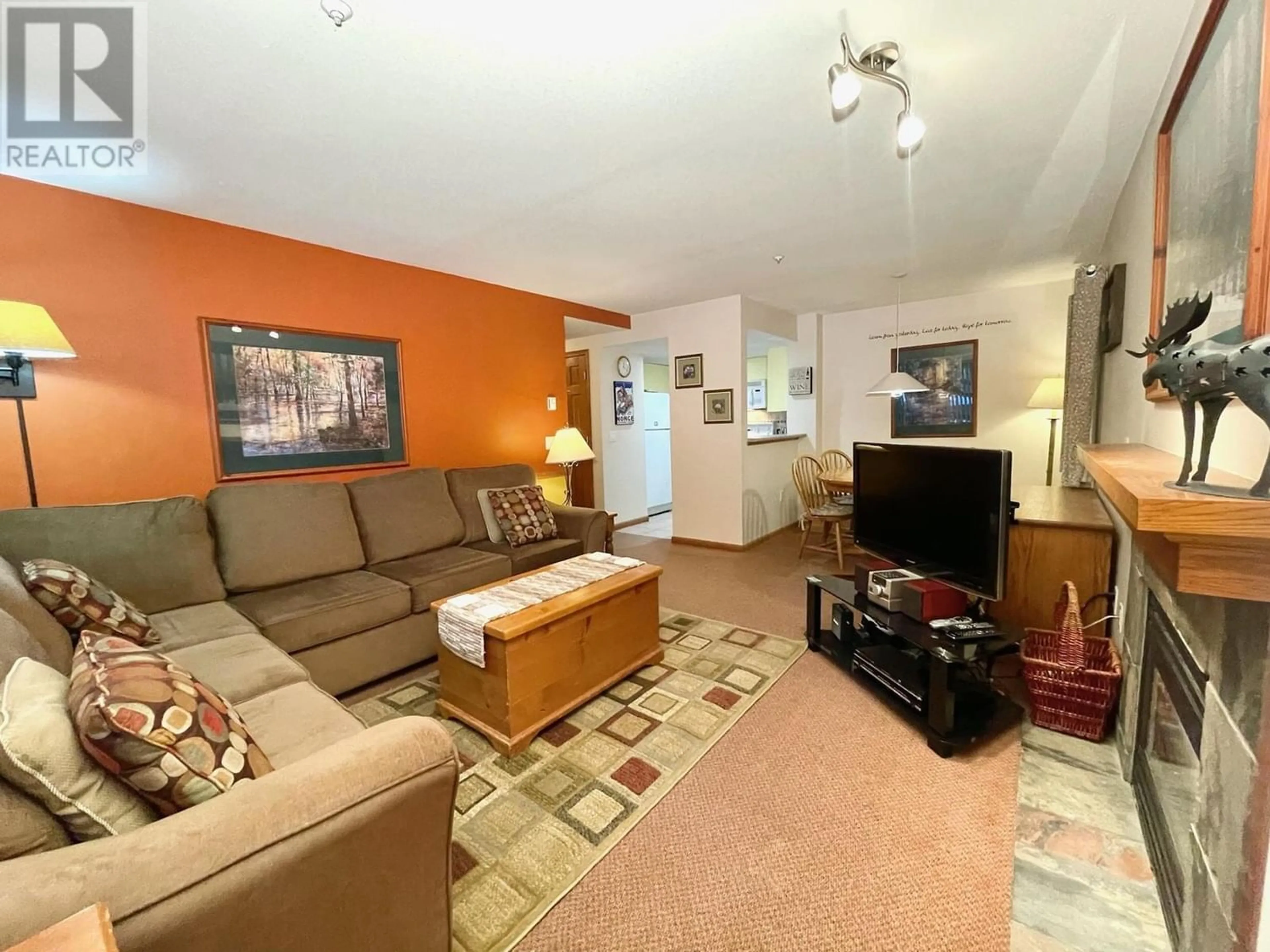 Living room for 37 4355 NORTHLANDS BOULEVARD, Whistler British Columbia V8E1C3
