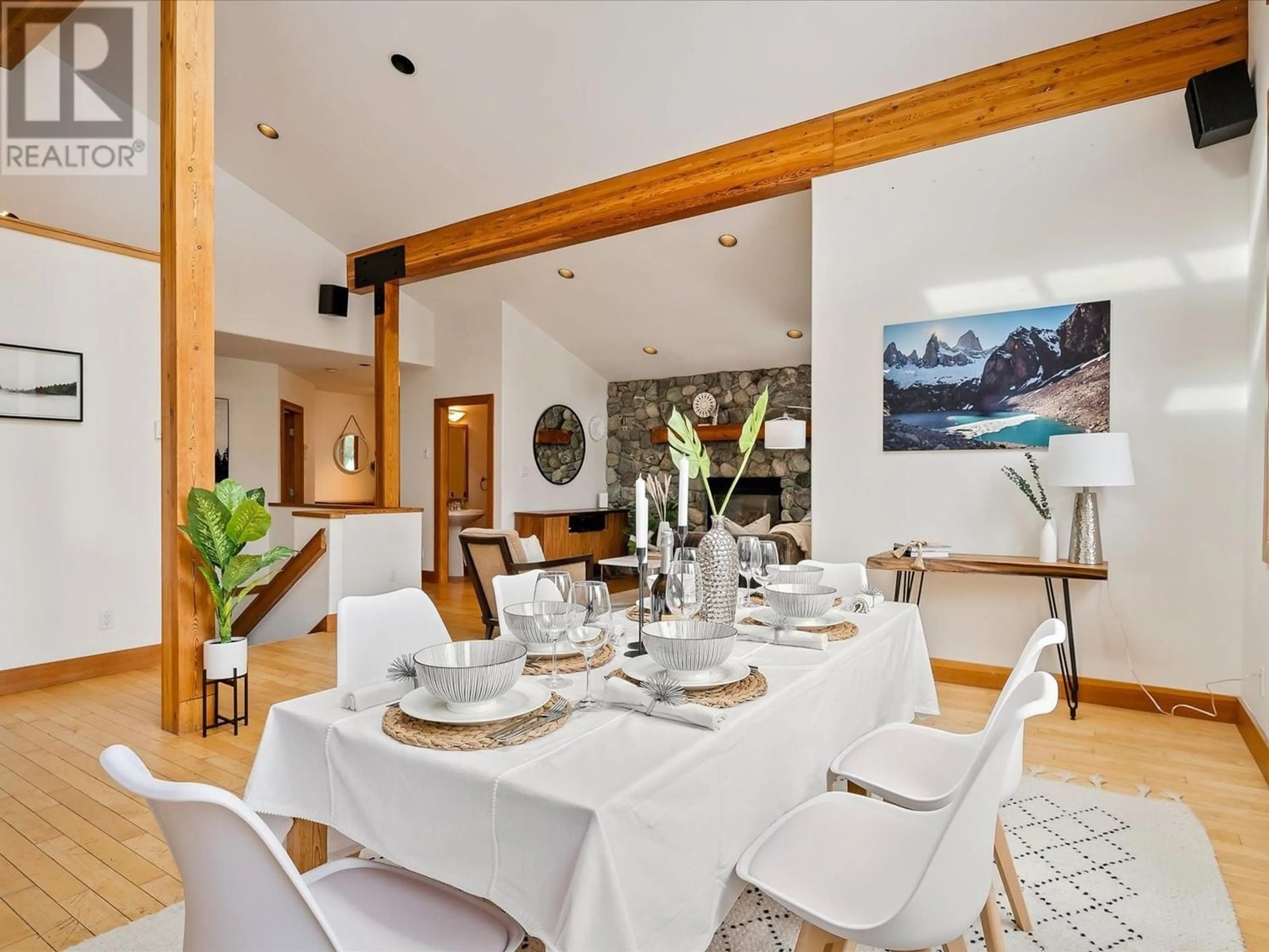 Dining room for 8349 NEEDLES DRIVE, Whistler British Columbia V8E0G1