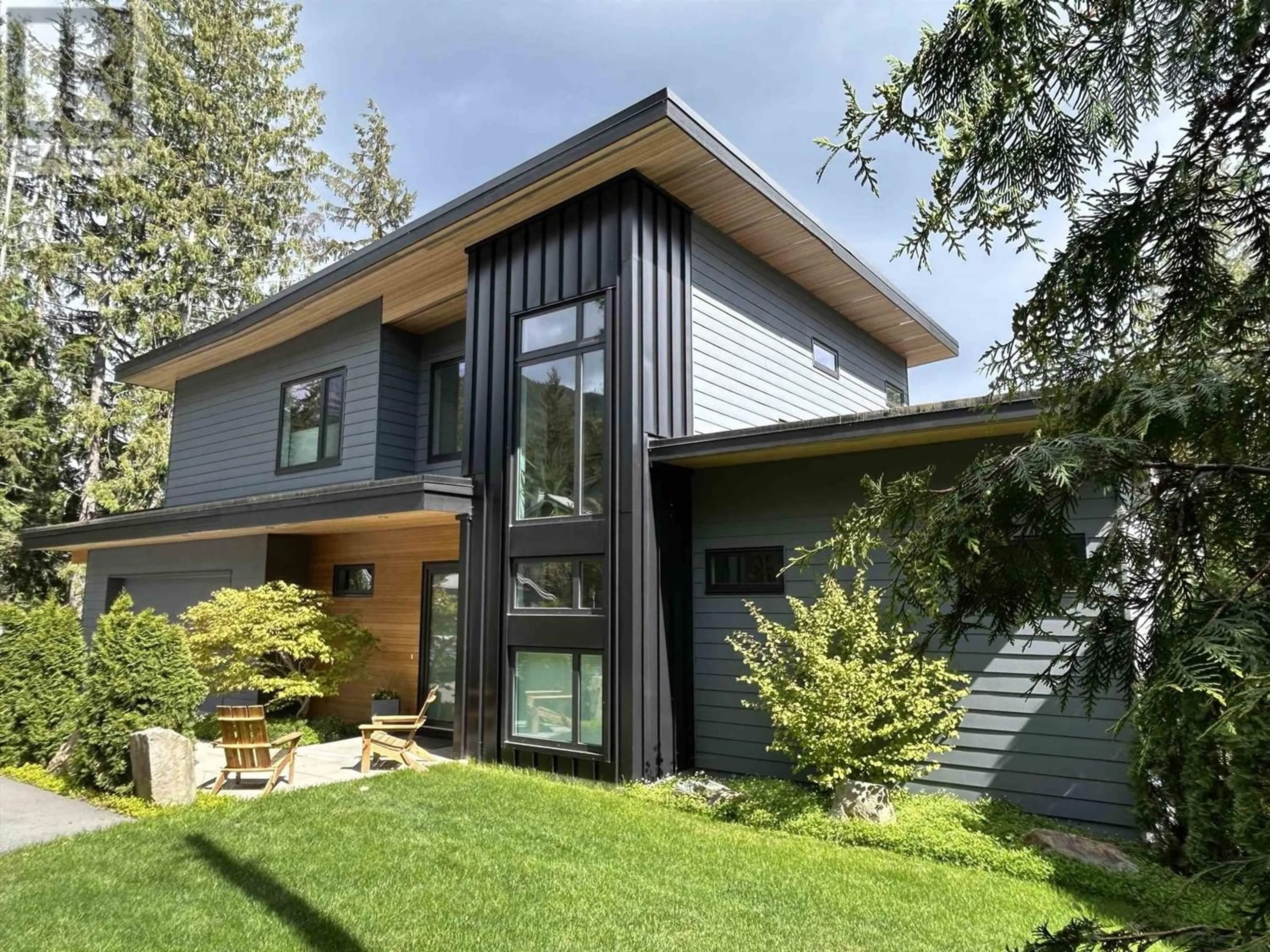 Frontside or backside of a home for 8420 MATTERHORN DRIVE, Whistler British Columbia V8E0G1