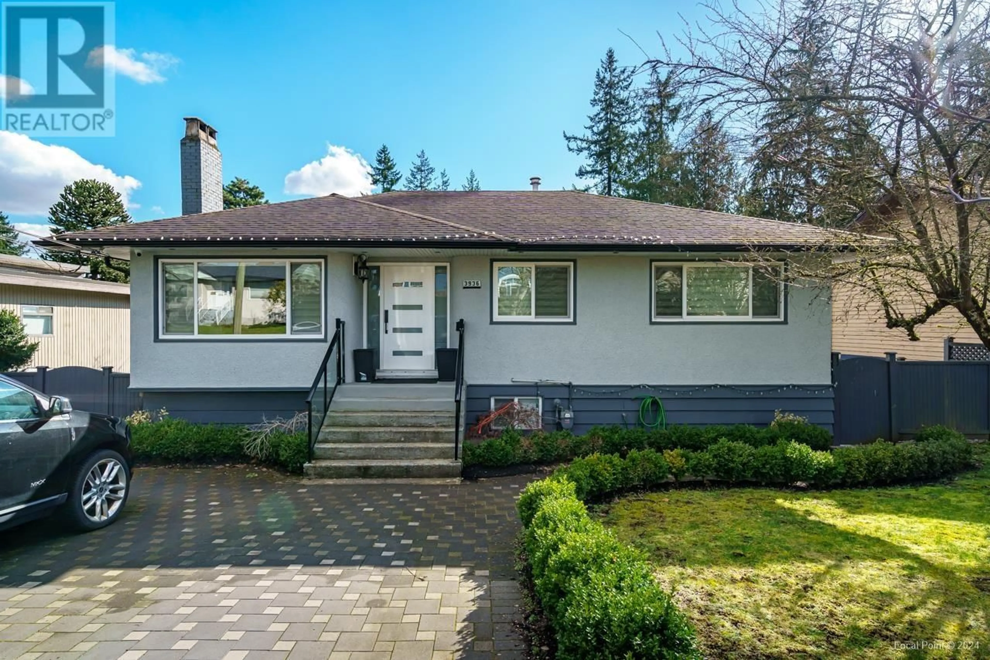 Frontside or backside of a home for 3936 SOUTHWOOD STREET, Burnaby British Columbia V5J2E4